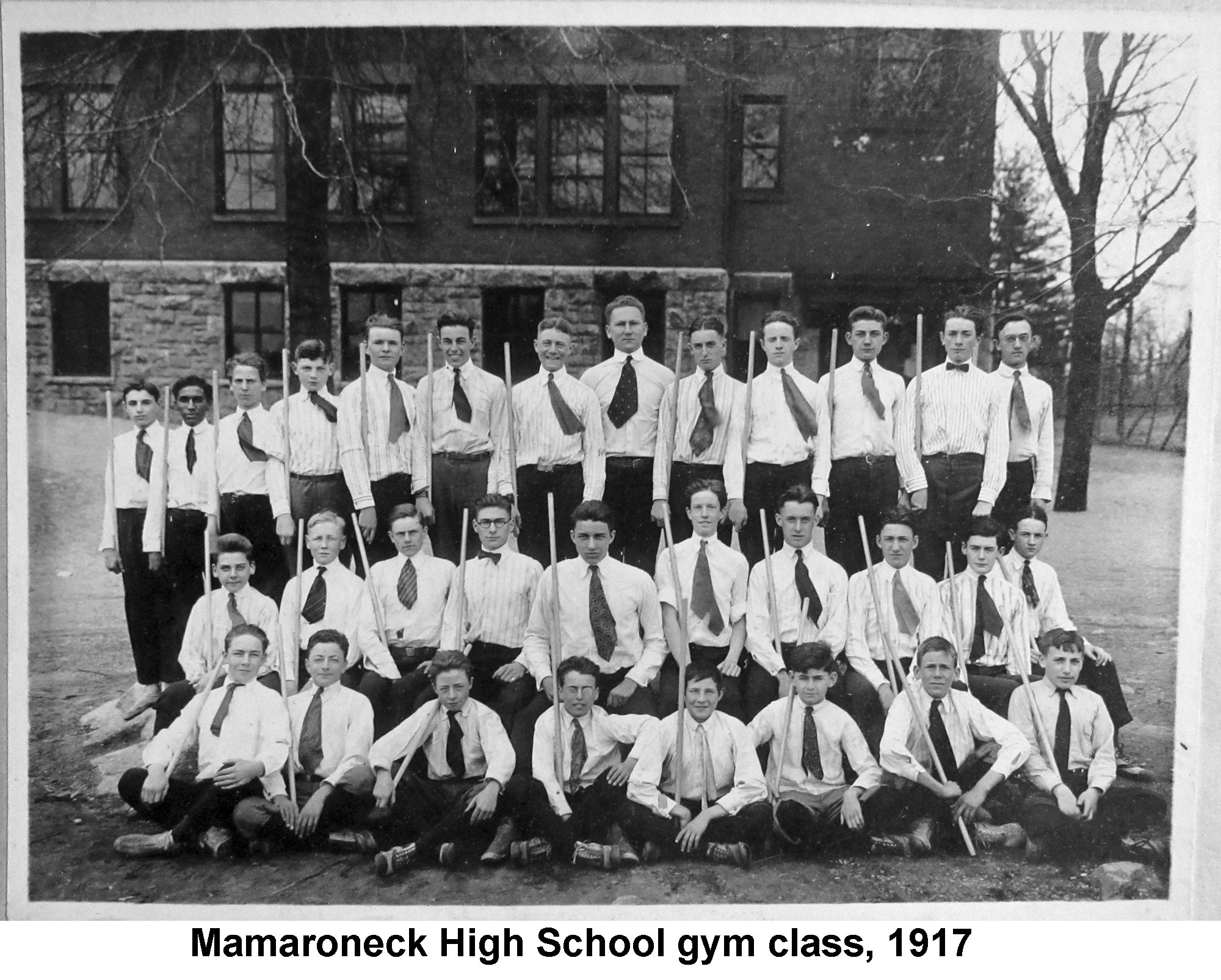 WD-39-B Mamaroneck High School gym class 1917 captioned.jpg