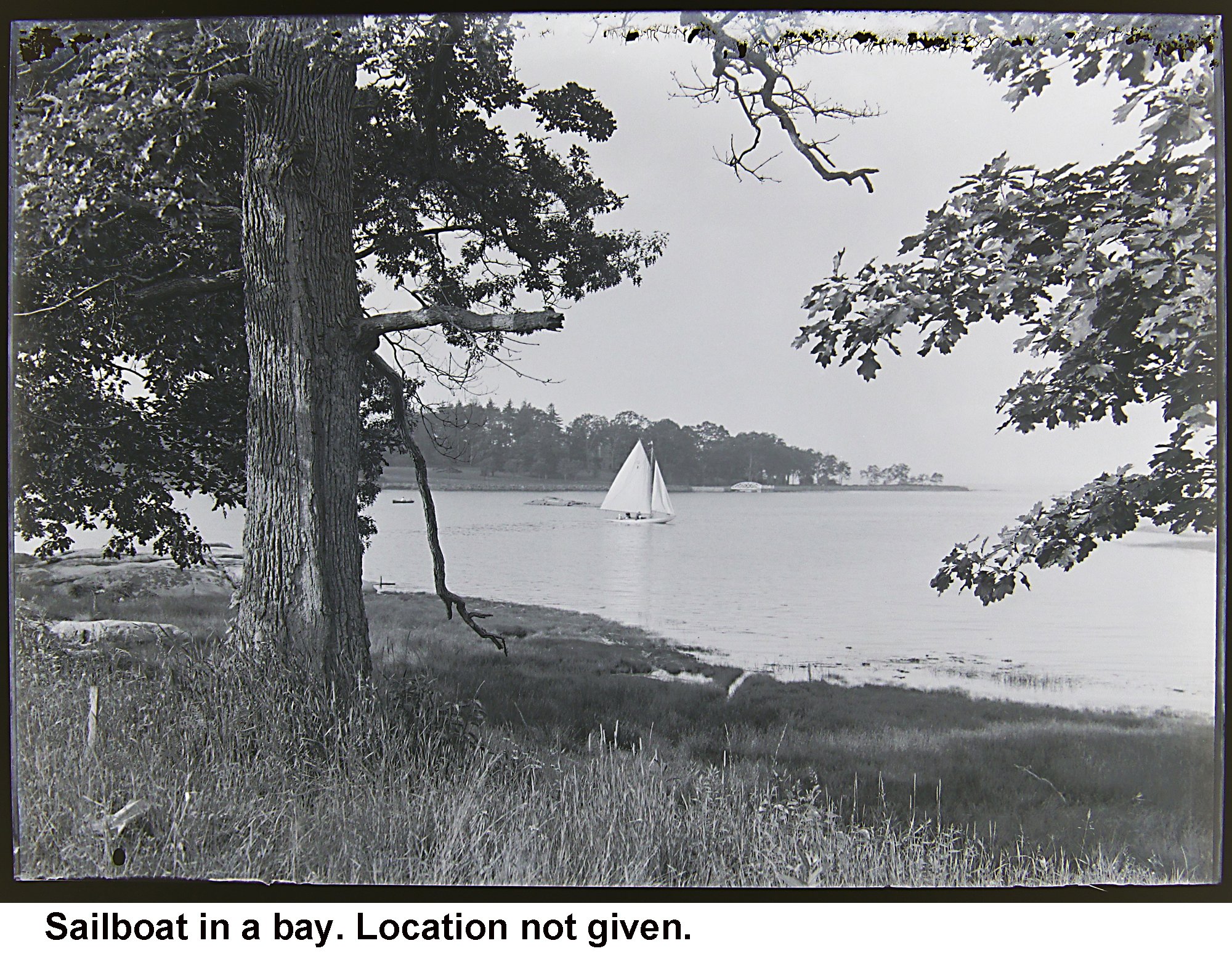 GN-106 Sailboat on the water.jpg