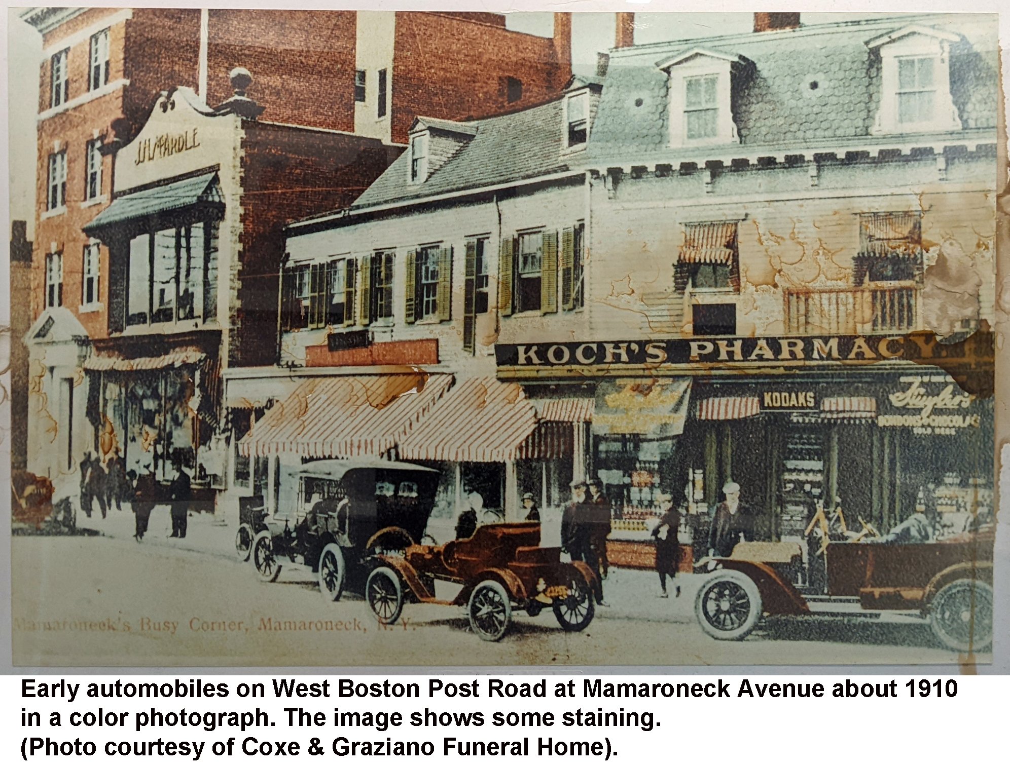 Cars at Mamaroneck Ave and Post Road 1910 new.jpg