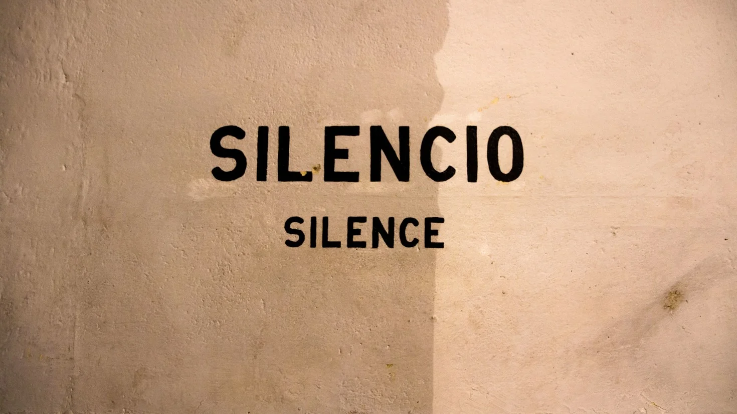 Volver al silencio