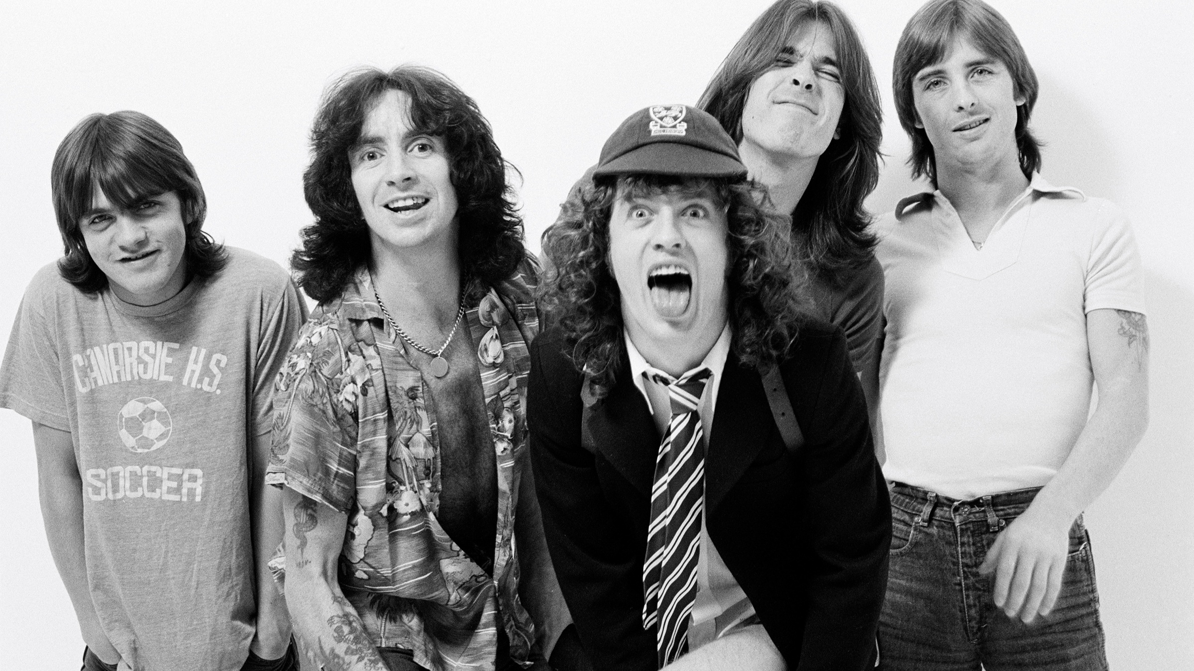 AC/DC para tomar mejores decisiones: ¿Bon Scott o Brian Johnson?