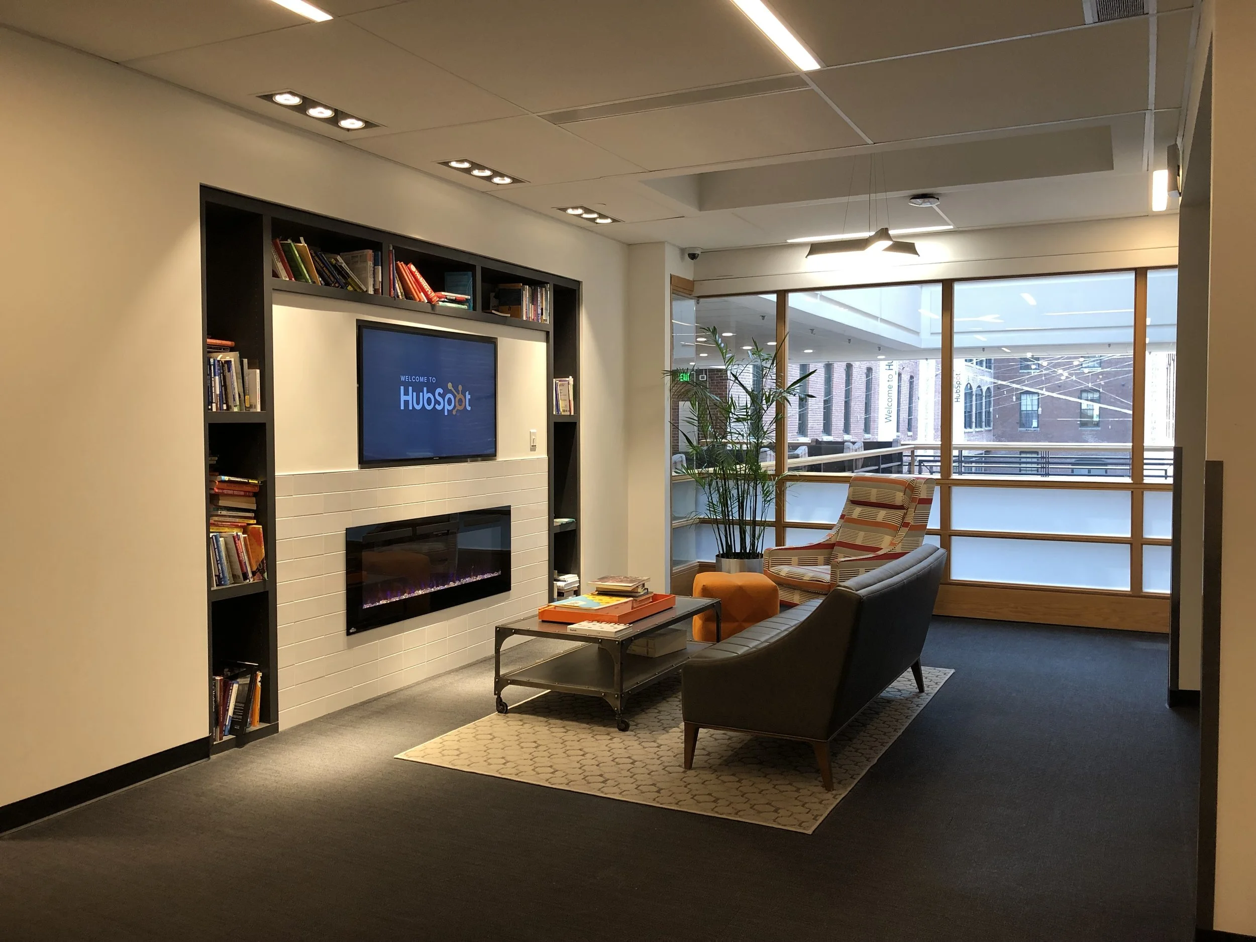 sala-de-estudos-no-escritorio-da-hubspot-em-boston.jpeg