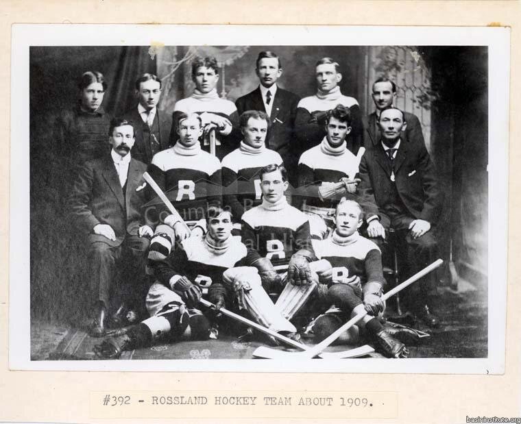 2356.0001: Rossland Hockey Team c.1909
