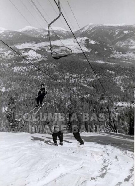 2289.0013: Red Mountain Ski Lift
