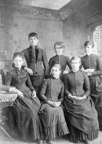   Atlantic Canada Virtual Archives : Jessie McQueen, located on the far left, at Normal School in Truro, Nova Scotia, 1885. 