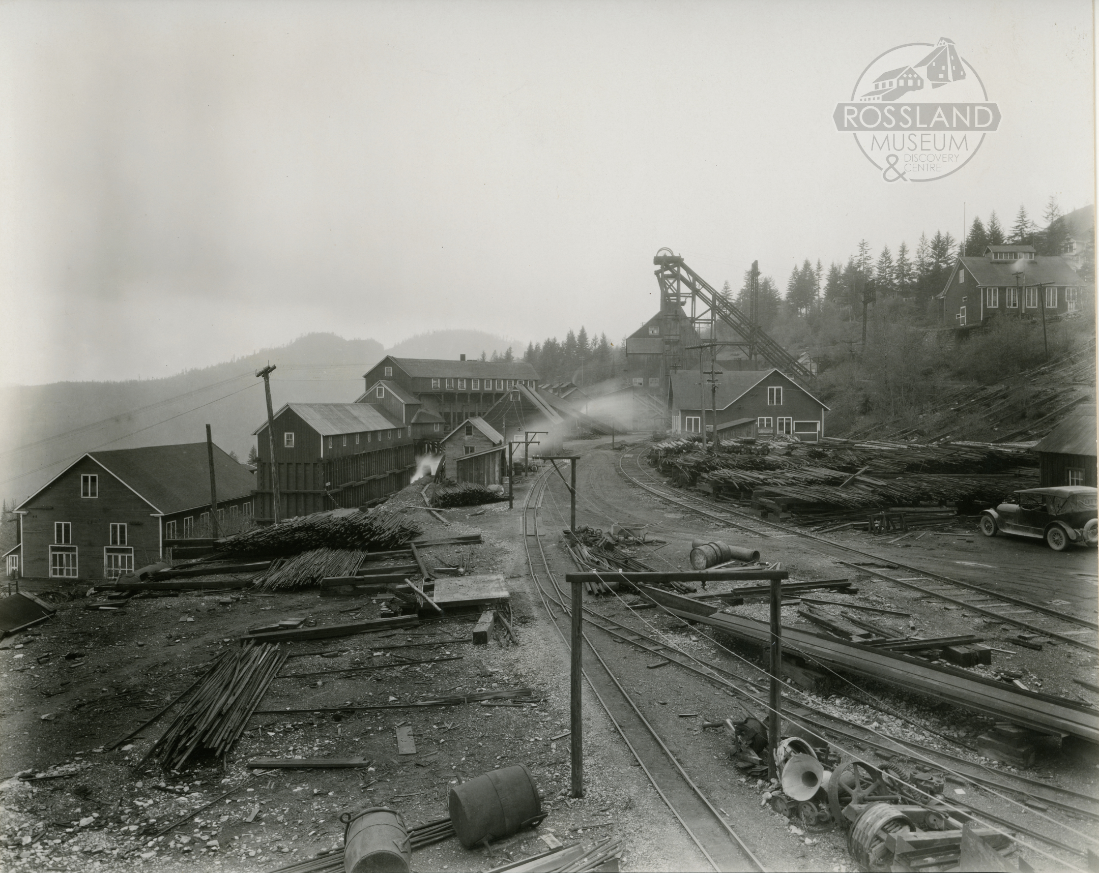 Photo 2304.0016: Centre Star Mine circa 1925