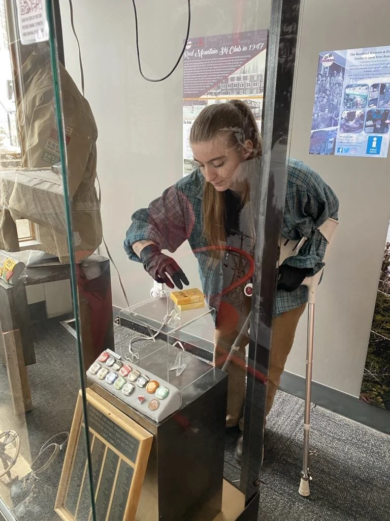 Hannah-Cleaning Exhibit (1).jpg