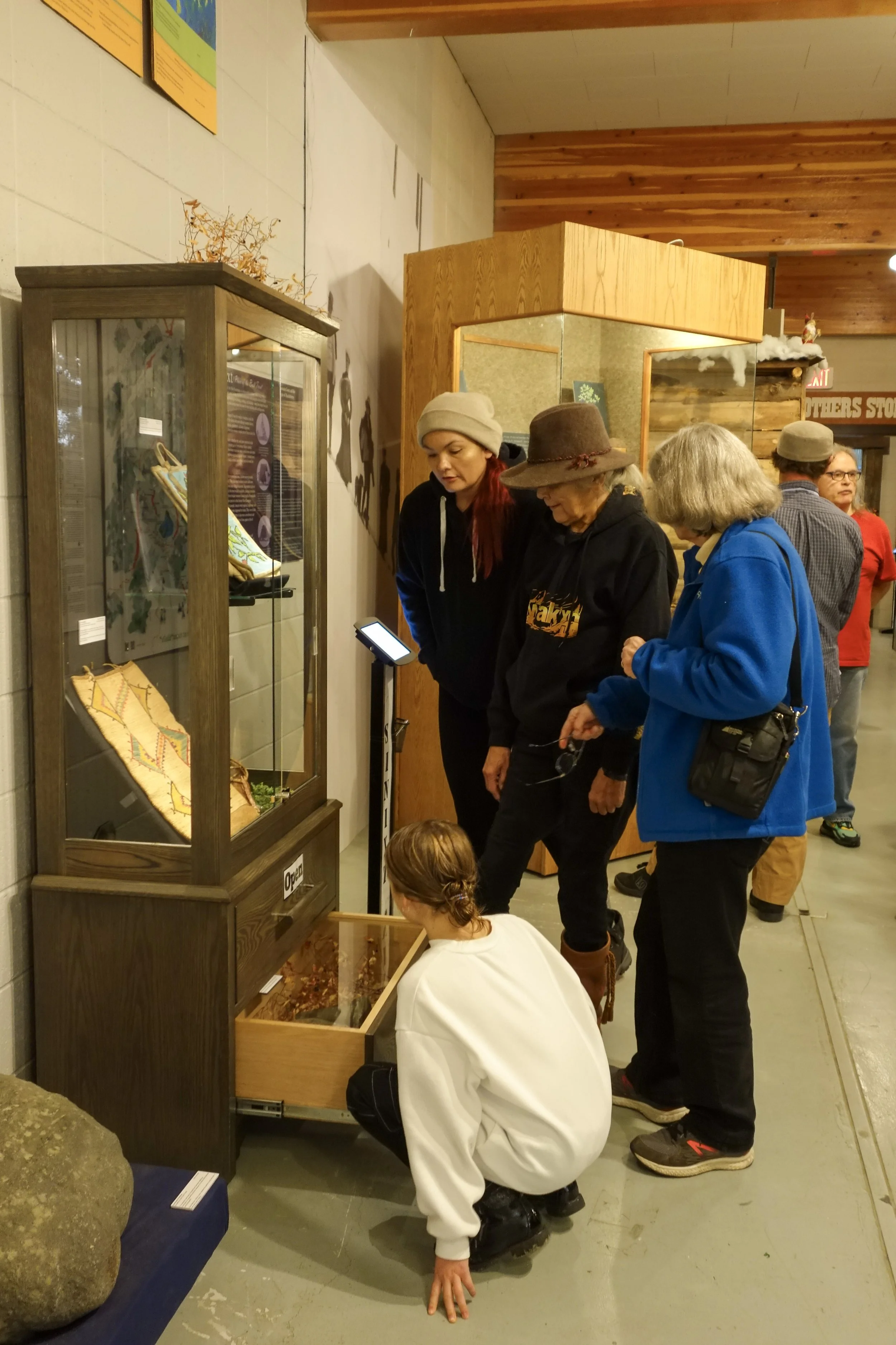 3-Sinixt-Basketry-Exhibit-Launch-Marilyn-James-Taress-Alexis-Nov-2023 (21).jpg