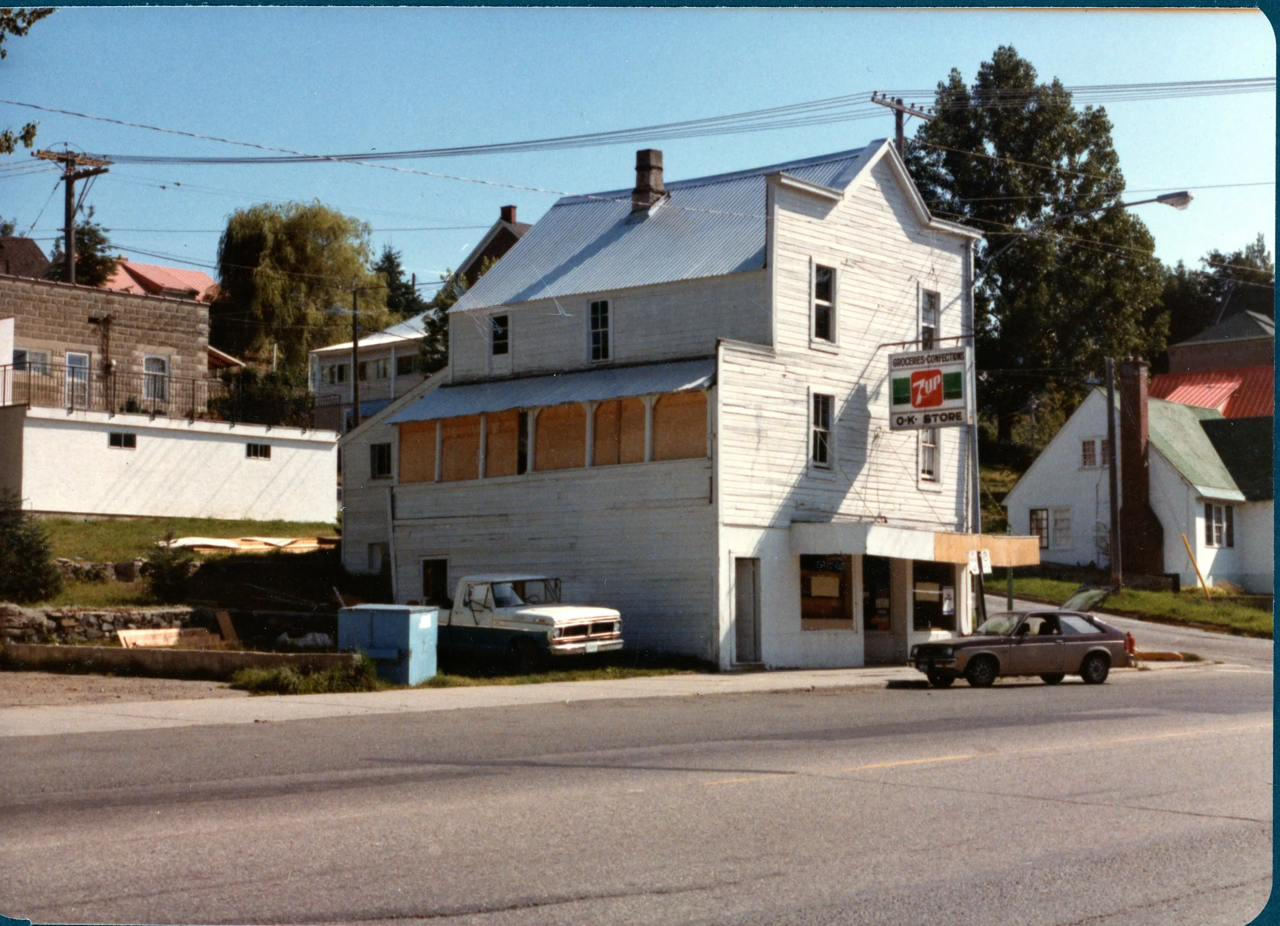 Montreal Hotel, 1984
