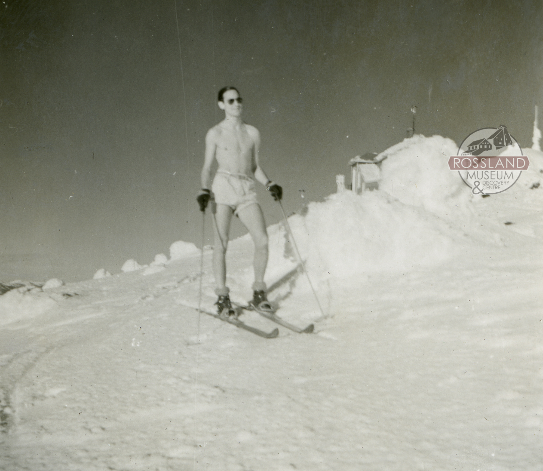 2334.0033: Spring Skiing on Old Glory