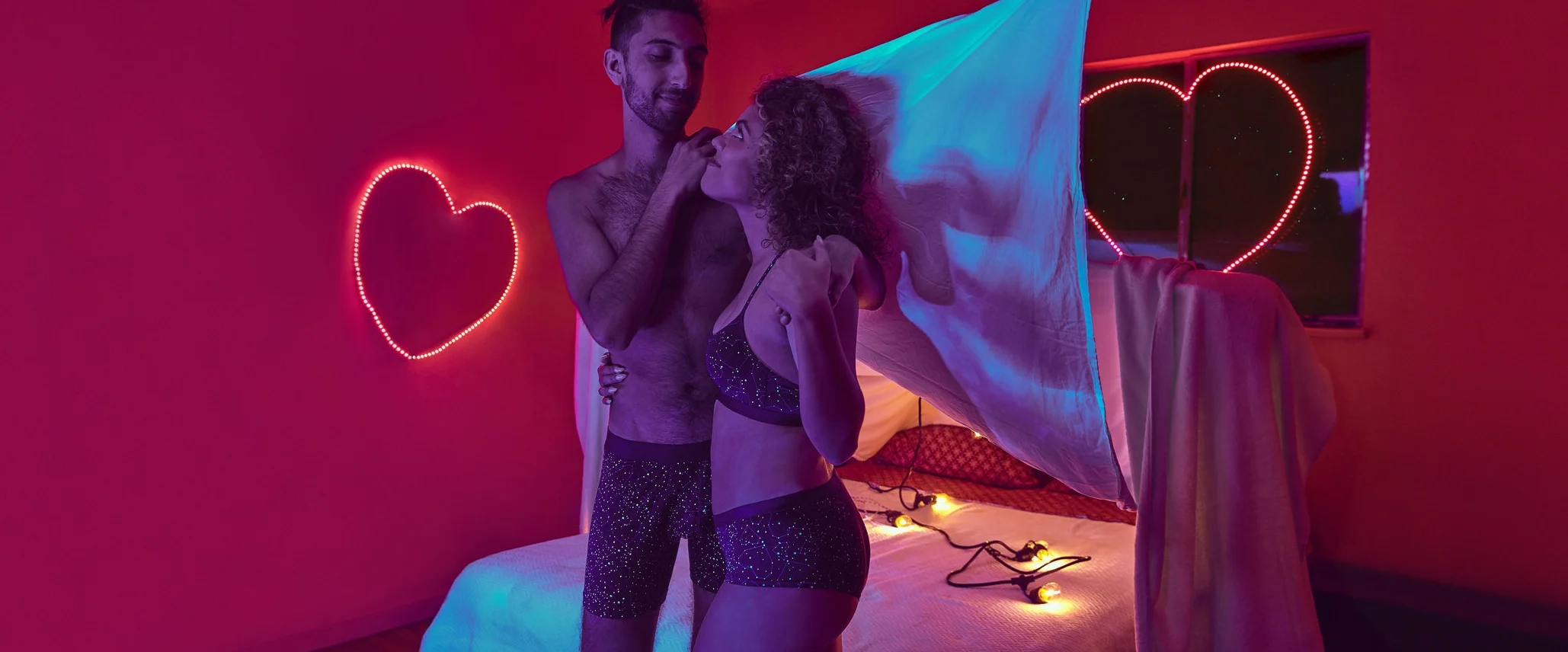 181115_MEUNDIES_VALENTINES_CAMPAIGN_UniversalLove_Undies%2BBralette_043.jpg
