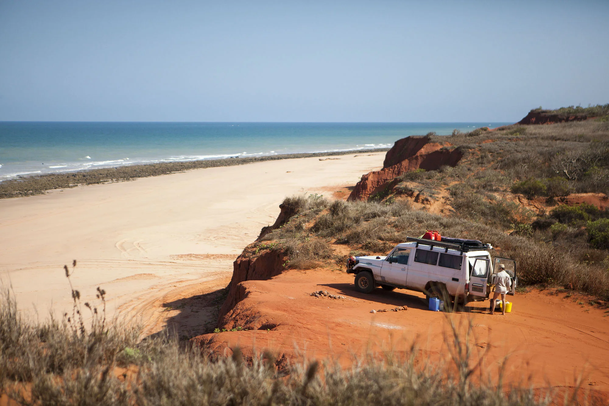 “A hot and sweaty pit stop for lunch on the cliffs of James Price Point along the Dampier Peninsula, WA.” Image by Places We Swim