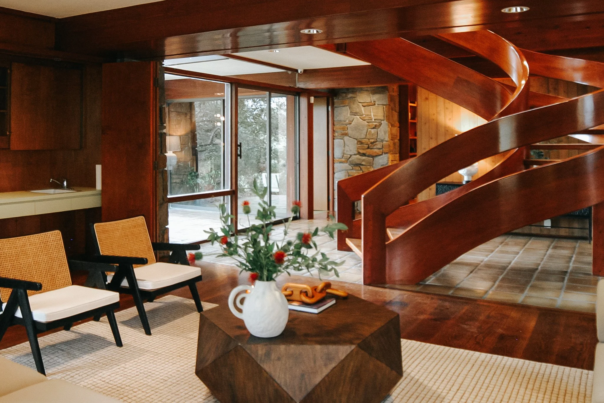 What Should First-Time Home Buyers Know About Buying in Pasadena?