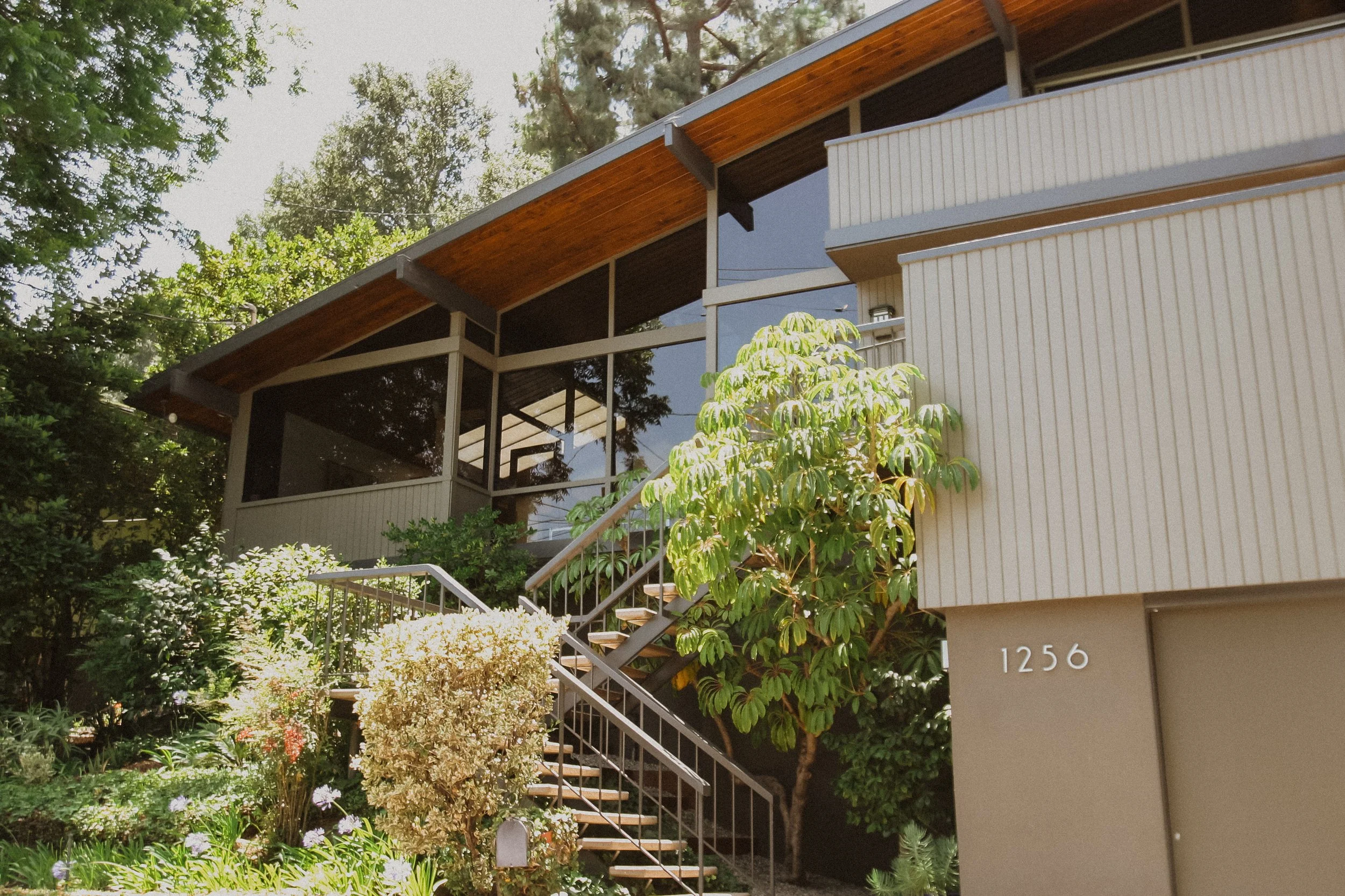 What Fees Should I Expect When Selling a Home in Pasadena?