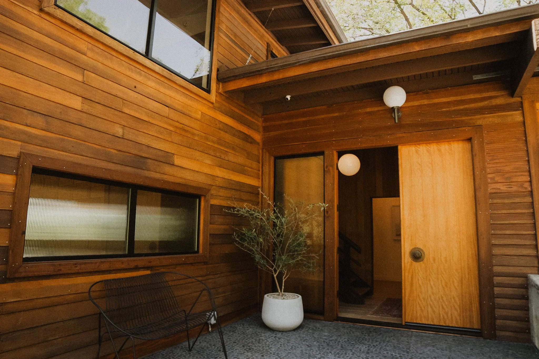 How Can Pasadena Sellers Use Smart Home Technology to Increase Buyer Appeal?