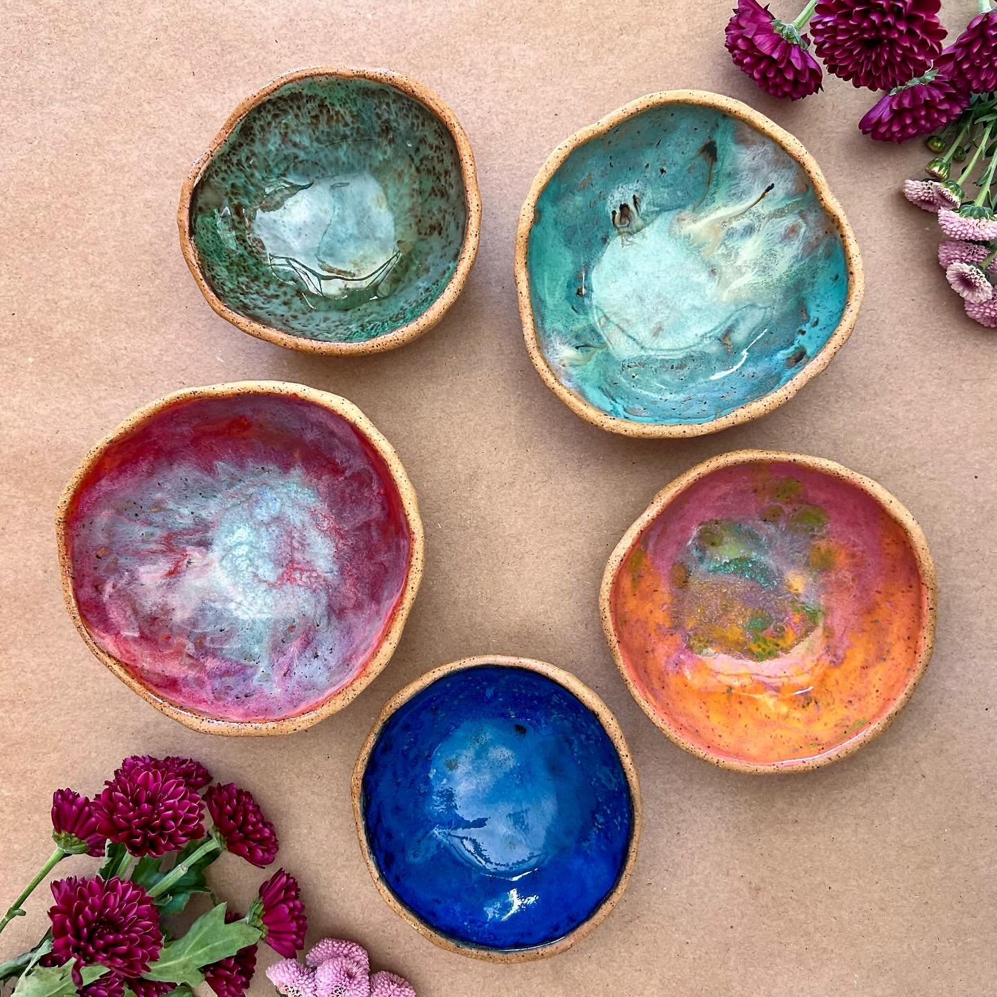 Whenever I&rsquo;m pinching these little bowls, I always feel profoundly peaceful and in the flow. They are like a meditation, something that I&rsquo;ve done over and over. I really enjoy the mindless repetitive nature - and just being calm and in th
