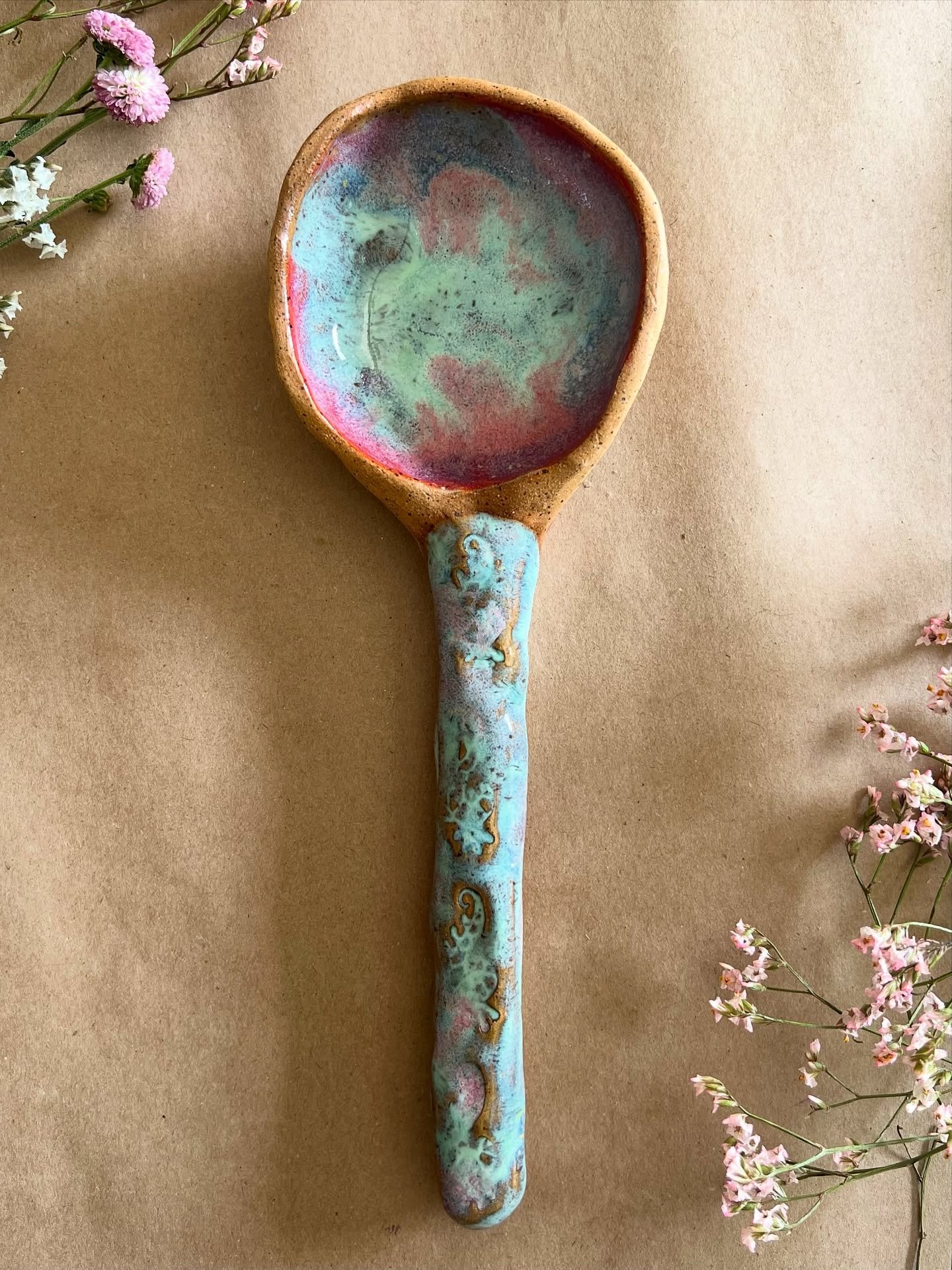 Spoons in the shop! 🥄🥄🥄 www.nicolamoorestudio.com 💕

#handmadeceramics #colorfulglaze #uniquegifts #nicolamoorestudio #pottery