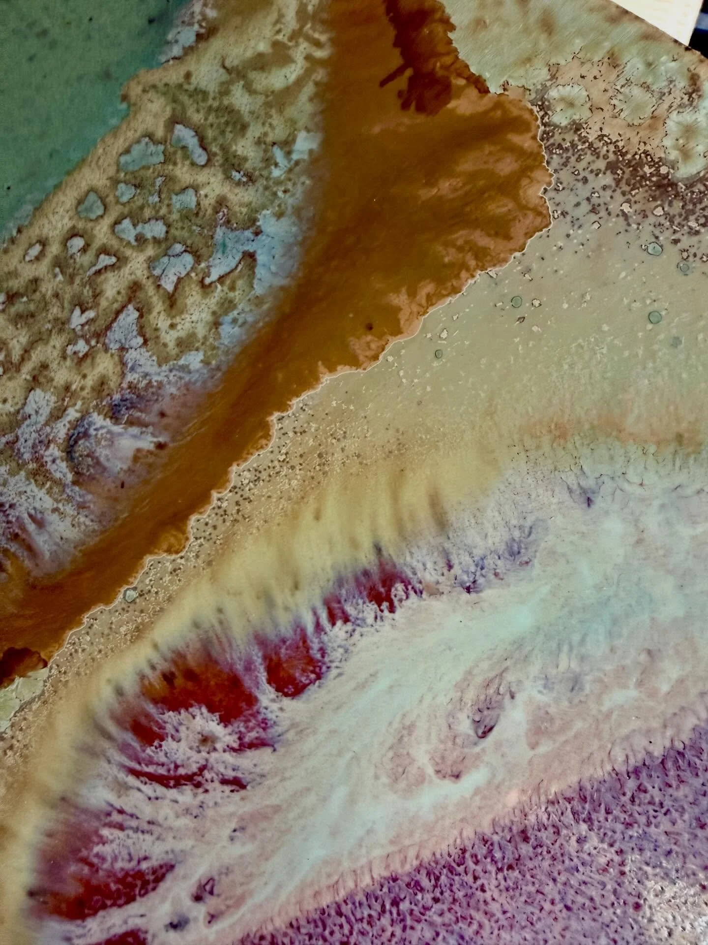 Moments in a Glaze Painting&hellip; ✨ There&rsquo;s so much to see in glaze! All the chemical reactions that happen in the kiln can create an amazing amount of wonder in the fired piece. This one is extra super special. 💕

This beauty is up for grab