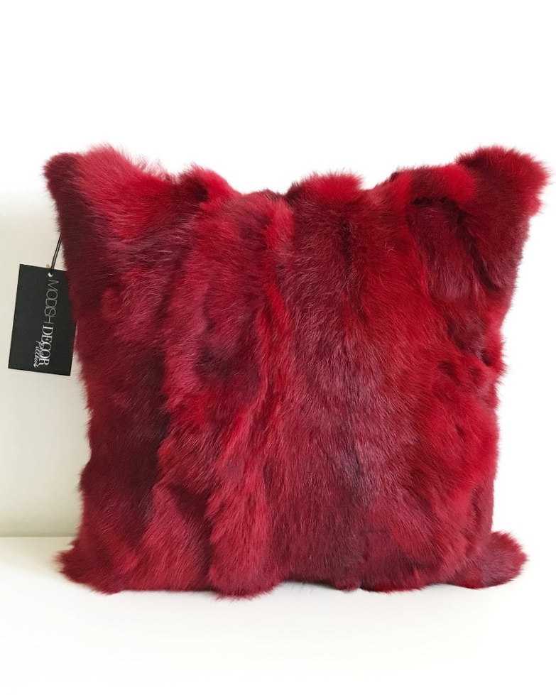 Modish Decor Fur Throw Pillow