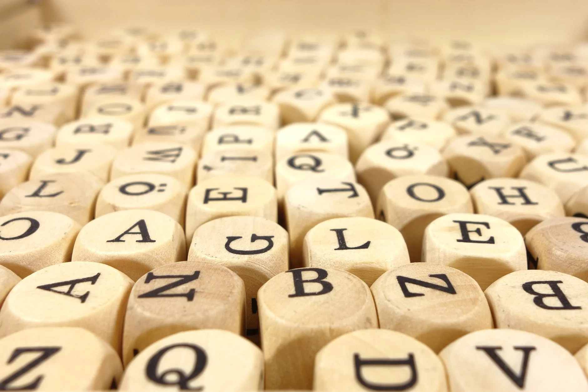 wood-cube-abc-cube-letters-48898.jpeg