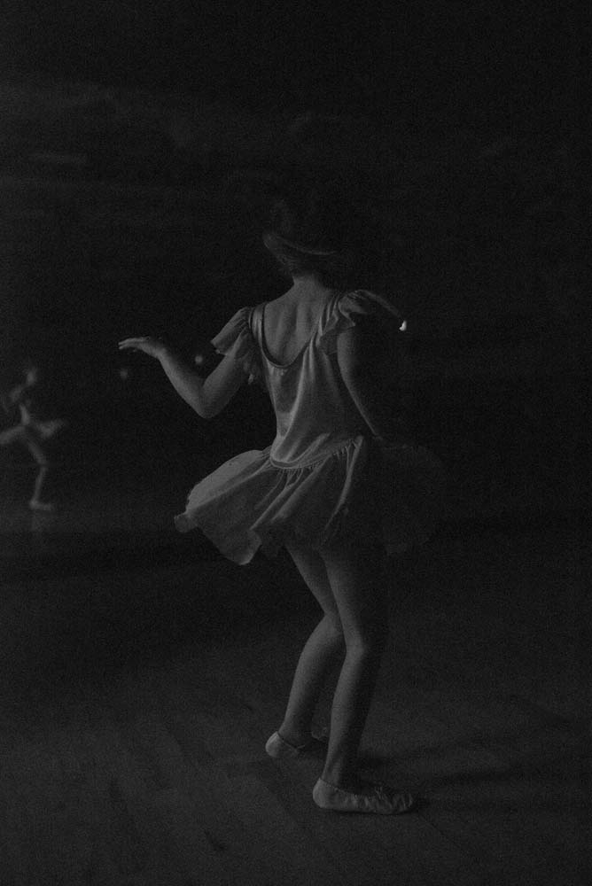 dancer2.jpg