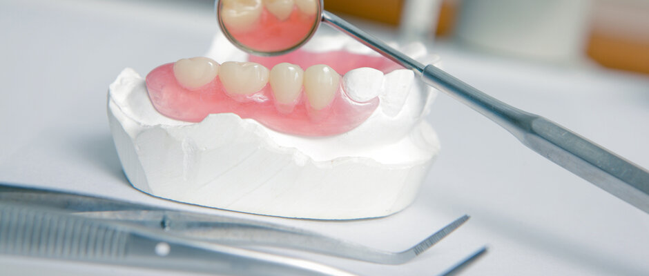 slider5-melbourne-denture-clinic.jpg