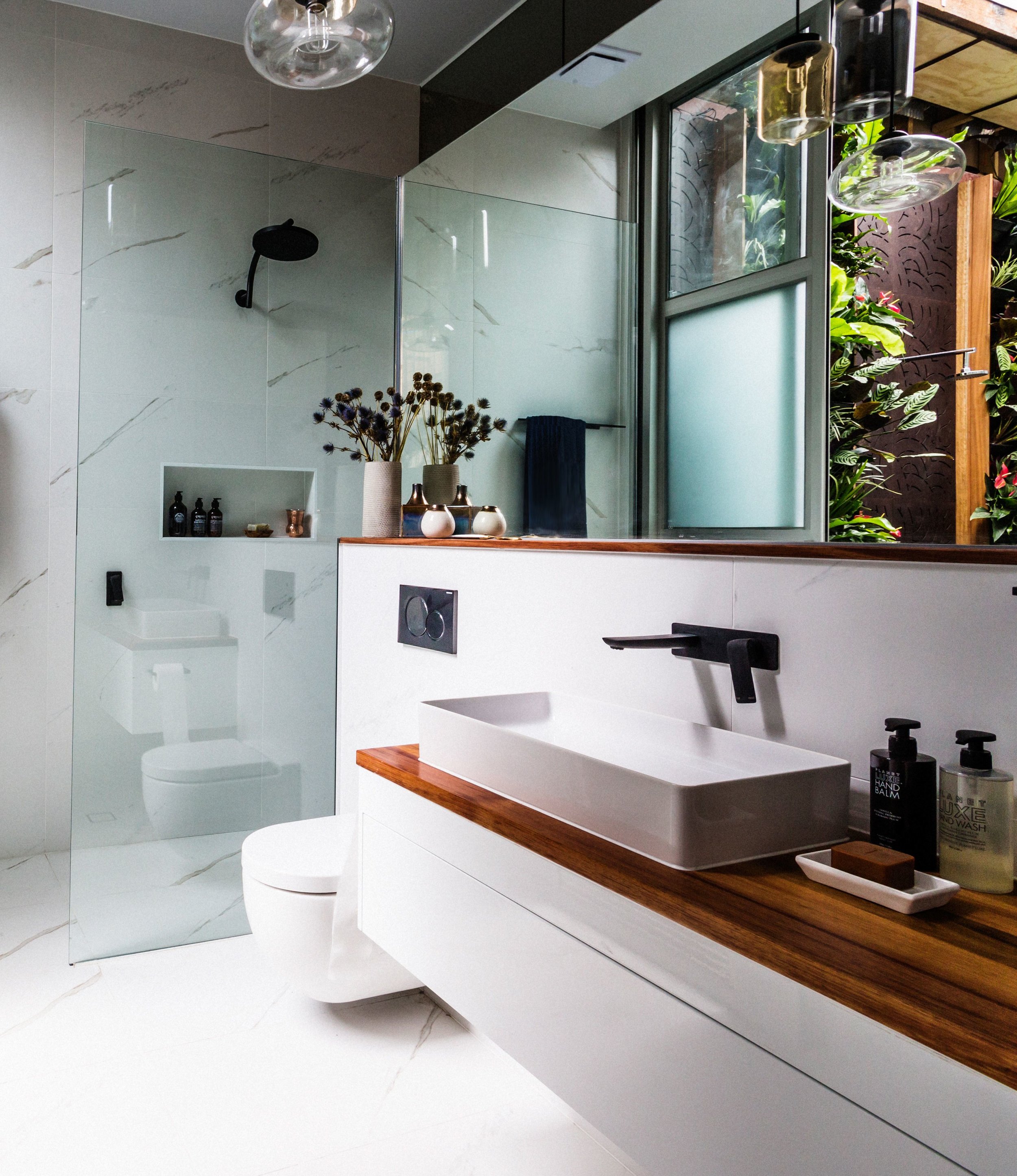 Granny Flat Bathroom 2.jpg