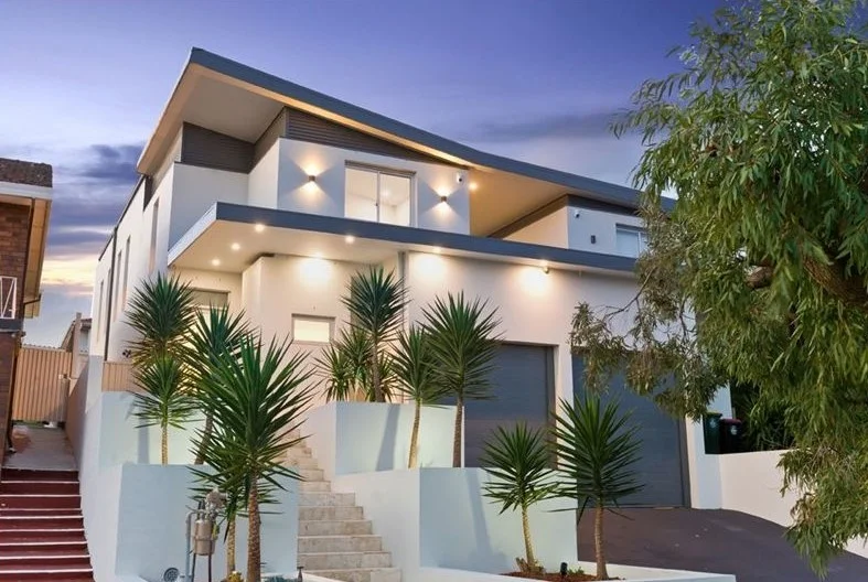 House Front Facade 4.jpg