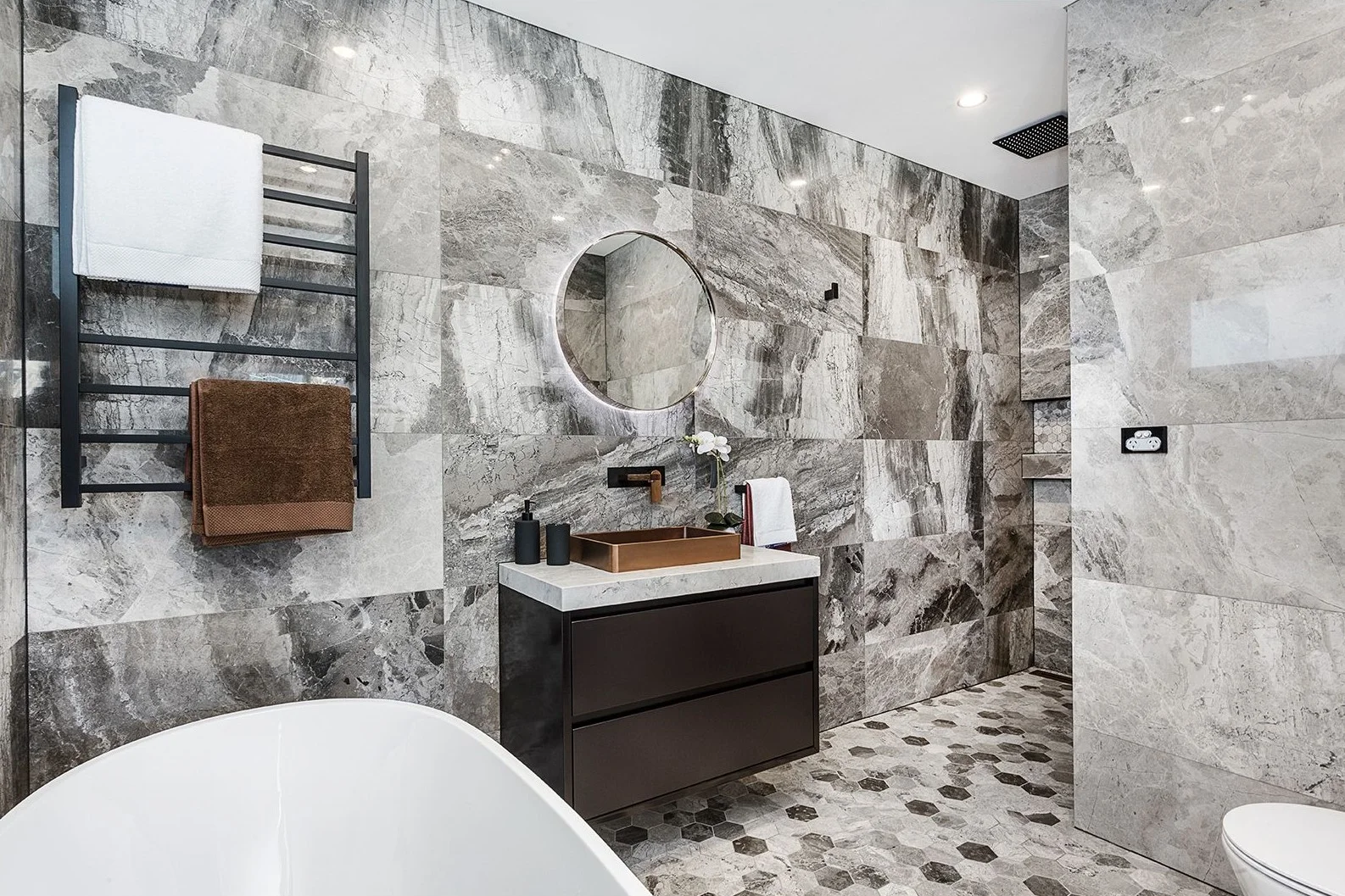 Duplex Bathroom 7.jpg