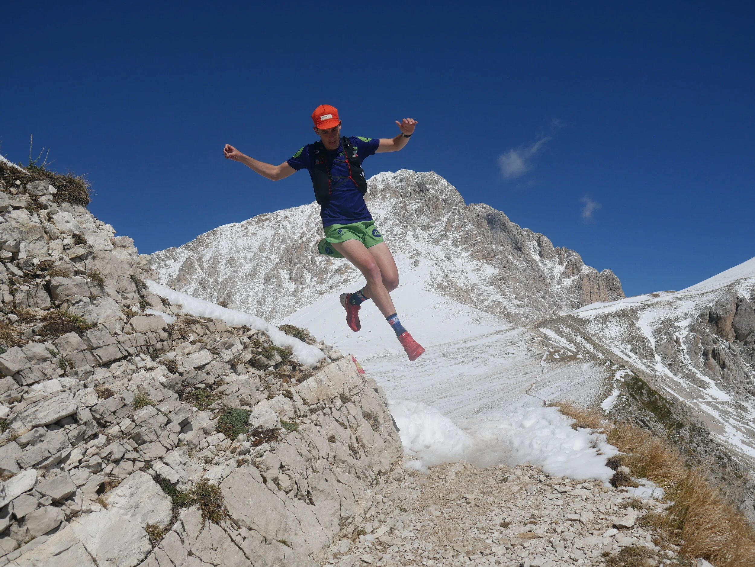 Episode 85 - Dr James Kuegler and Love (of running) in the Time of COVID-19
