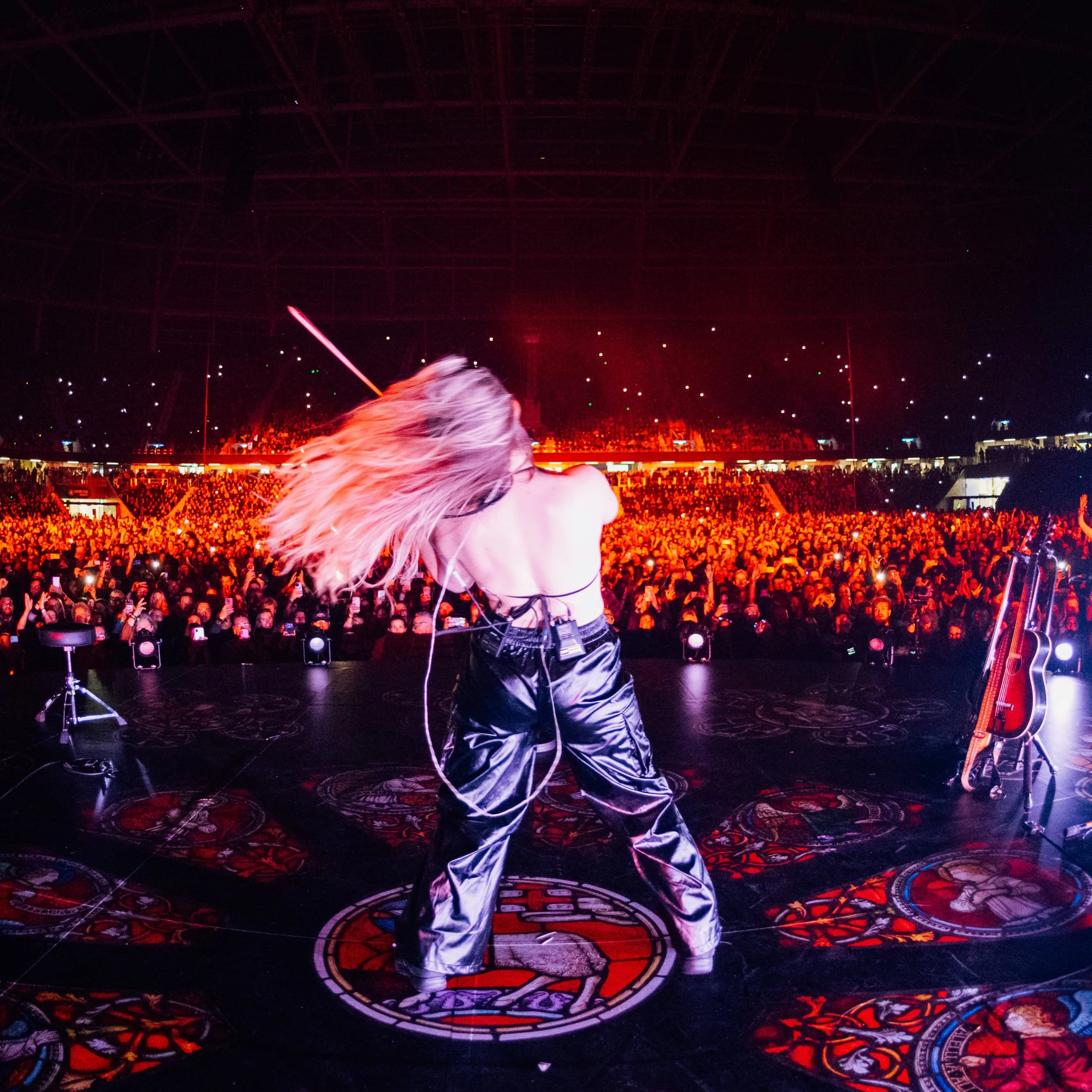 Hey Siri: Take me back to exactly one week ago, thx k 👋🏻

Even more epic snaps of @onenewzealandstadium ONCE IN A LIFETIME with @synthony &amp; @six60 by the amazing @radlab_ team 🥹💜

It&rsquo;s been a whirlwind since, but I&rsquo;m finally feeli