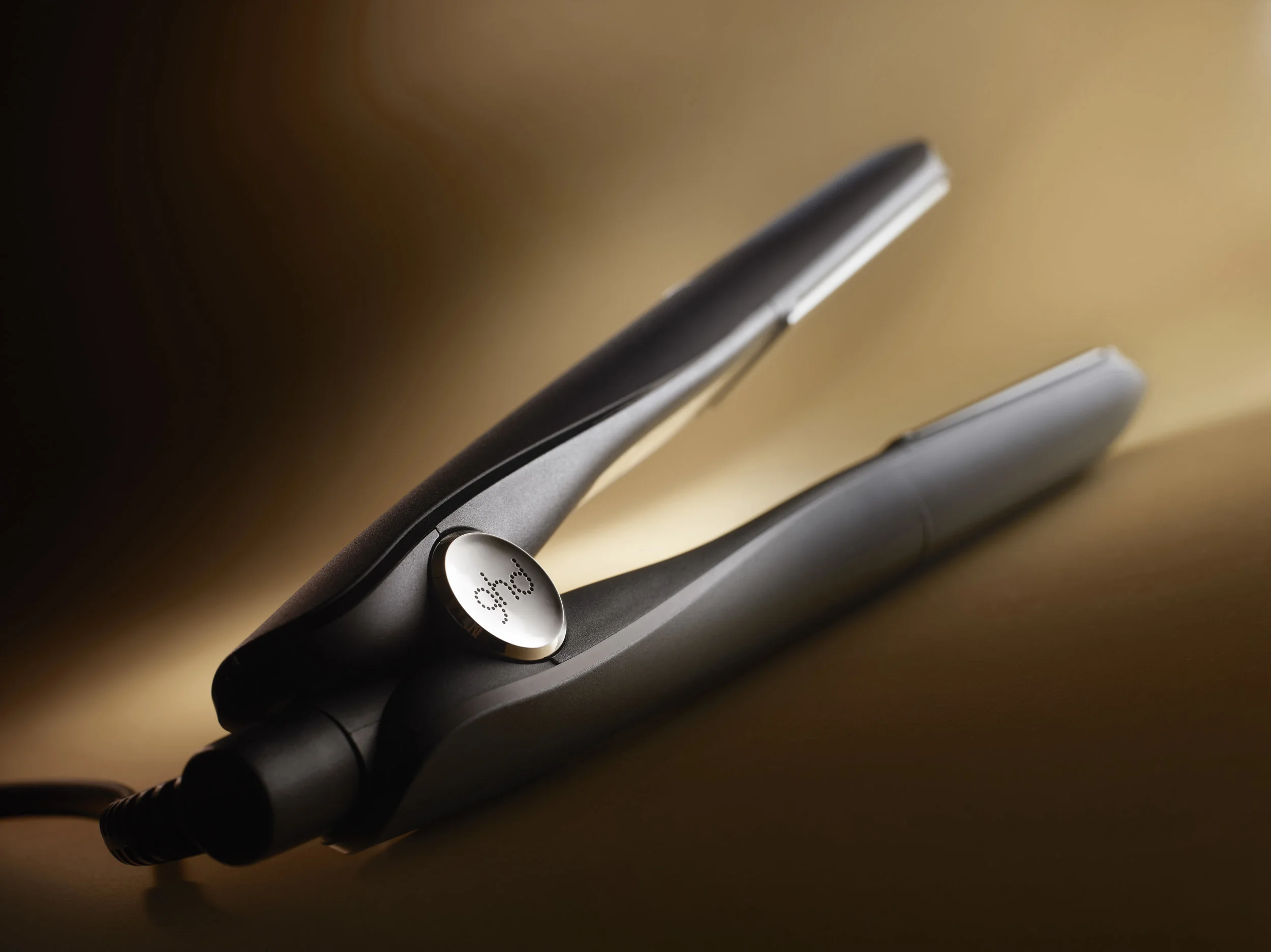 Styler V2_GHD_Gold_80204.jpg