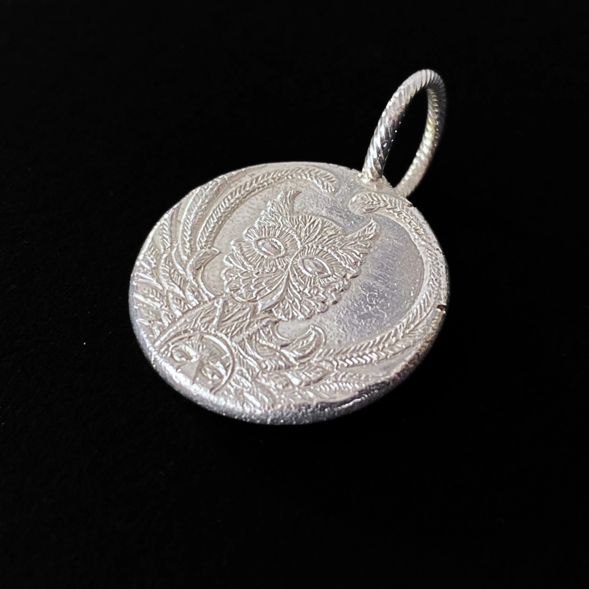 Malcolm Appleby: Small Owl Pendant