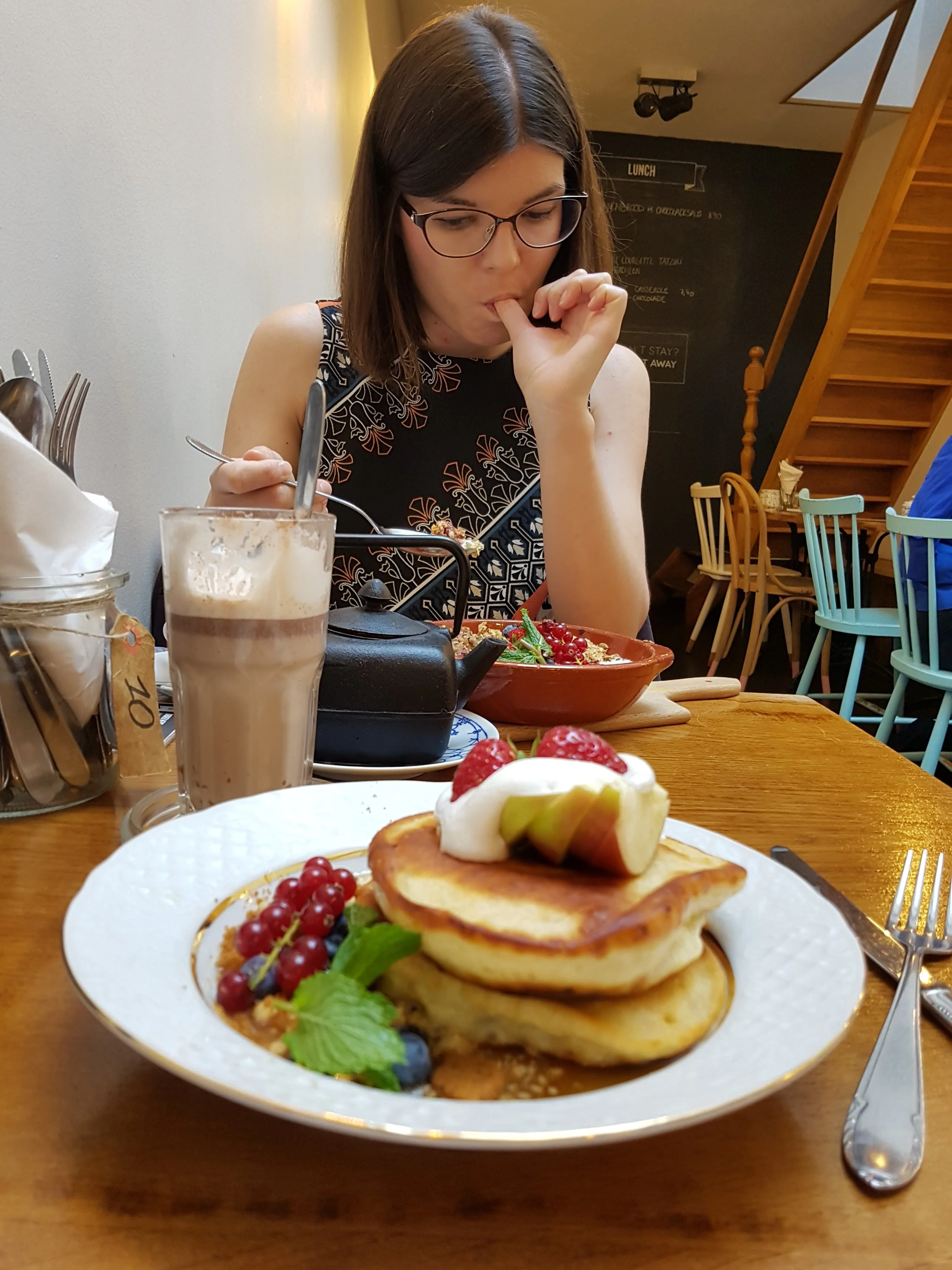 Fed up of Freaking out when you're Eating out? Snap.
