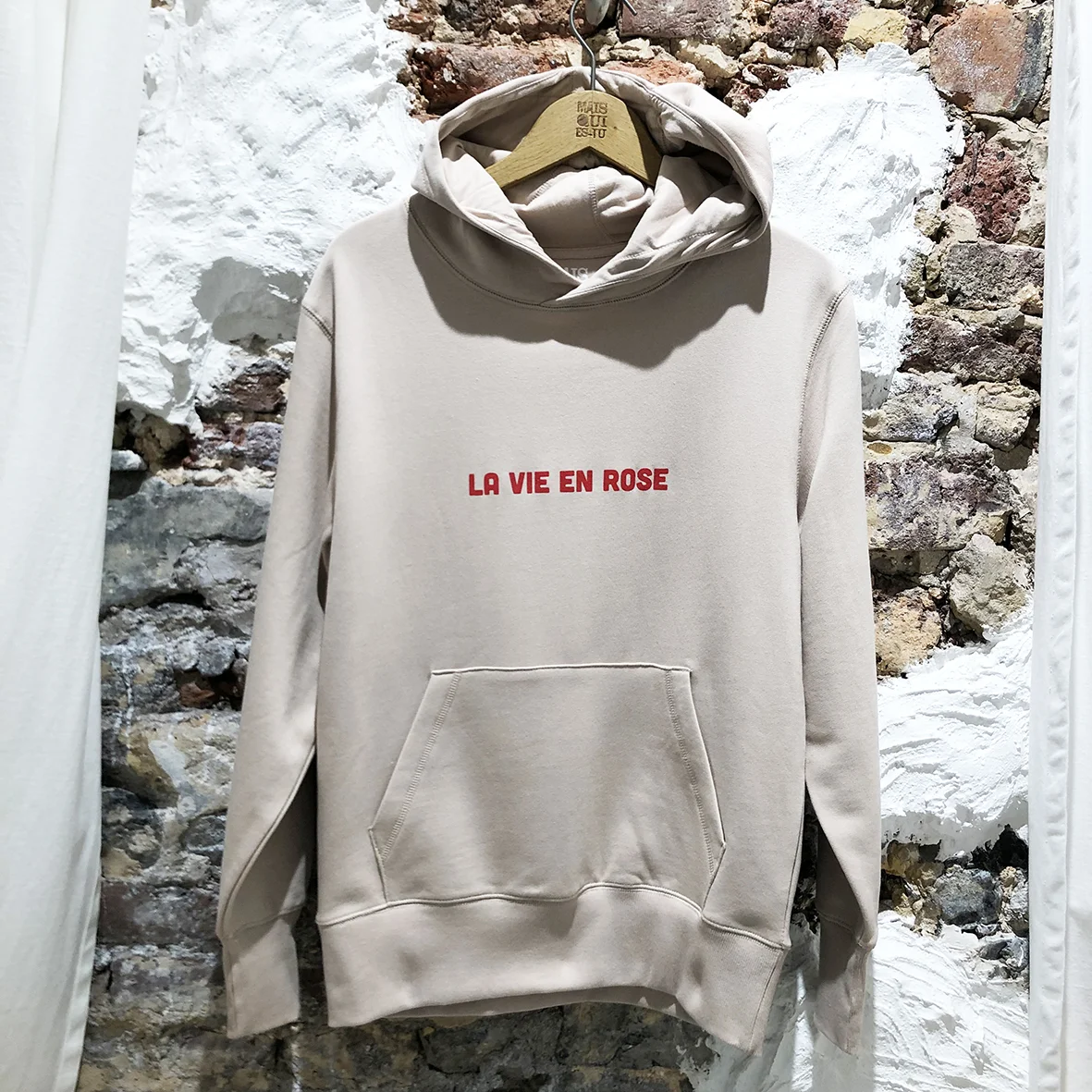 la vie en rose hoodie face.jpg