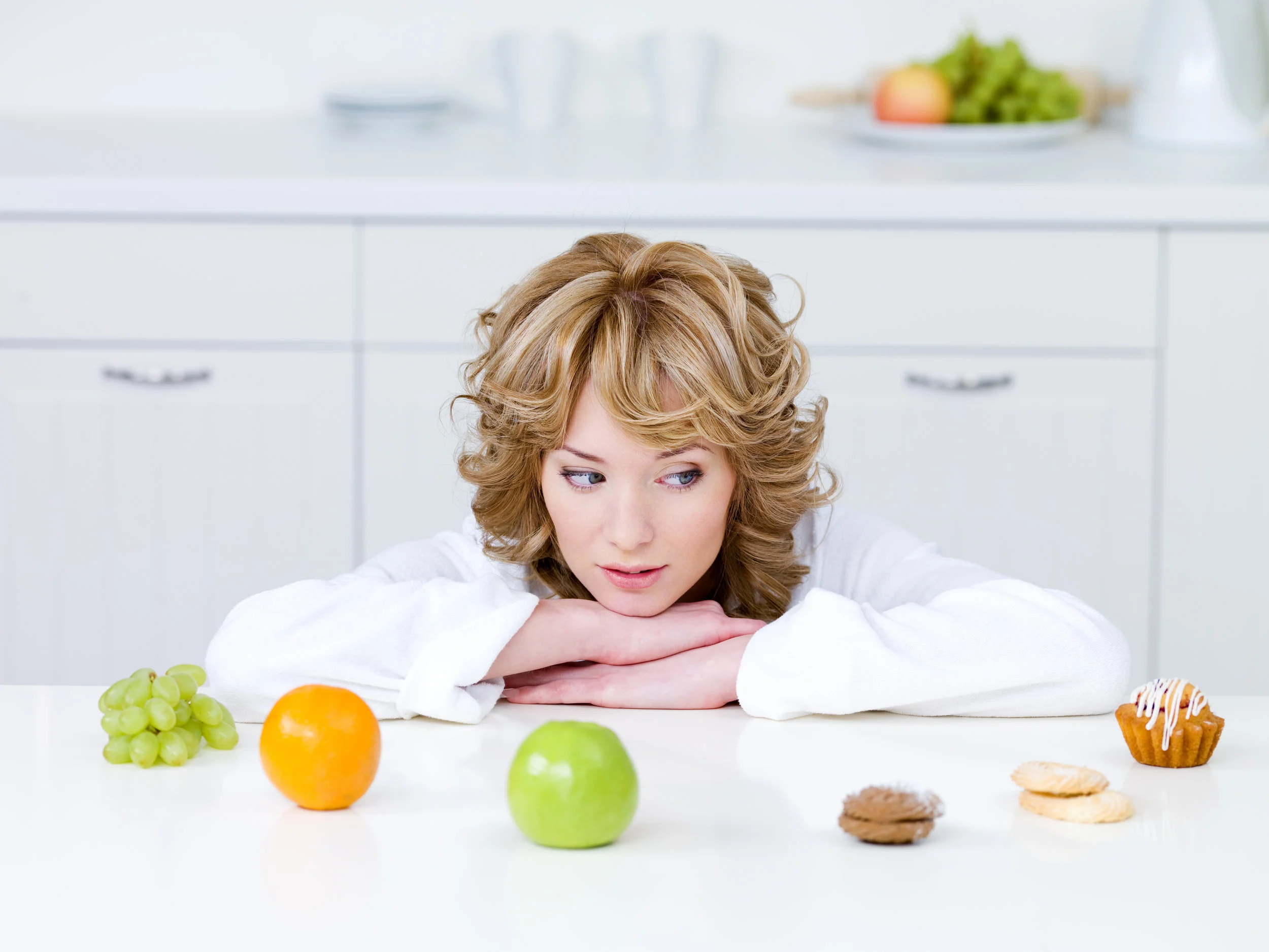 BWFS Image Woman Choosing junk food or fruit.jpg