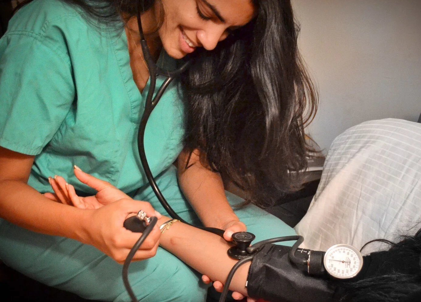 homecare-happiness_t20_7Oo7Nj.jpg