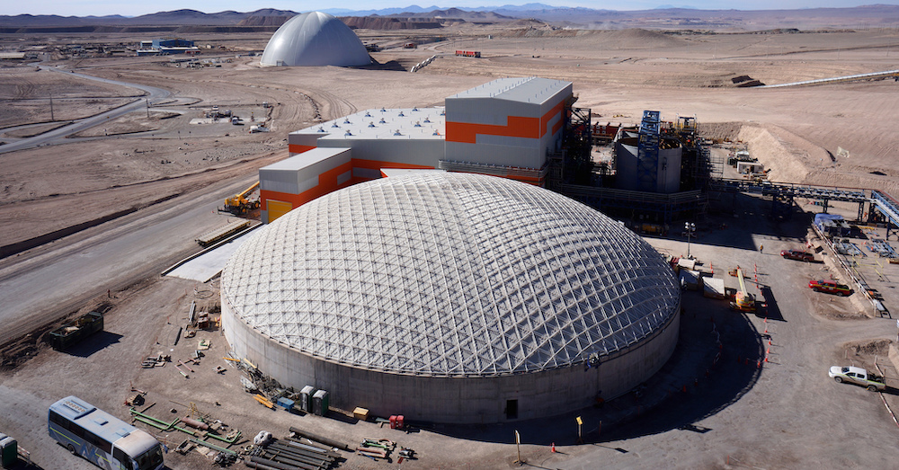 The second Sierra Gorda dome, this one spanning 62m, features internal cladding for corrosion protection.
