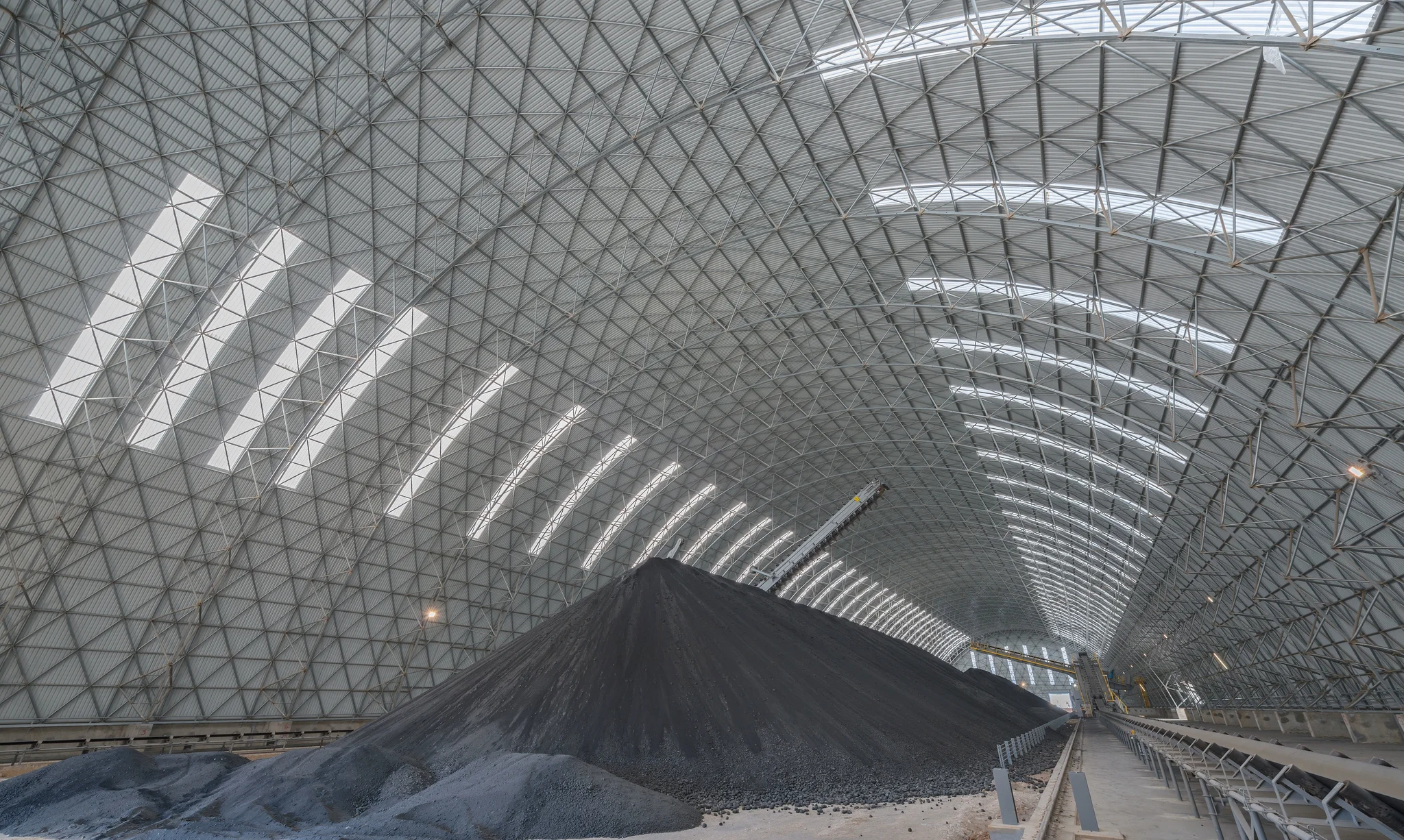 Interior of longitudinal dome for coal storage (Tunisia)