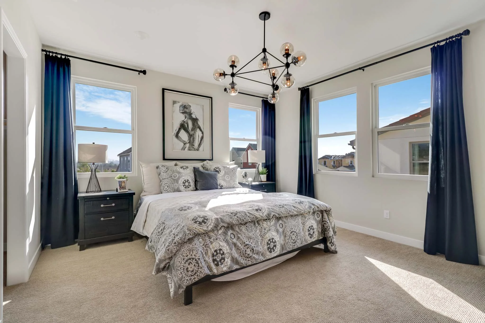 AP2_MasterBedroom_4655.jpg
