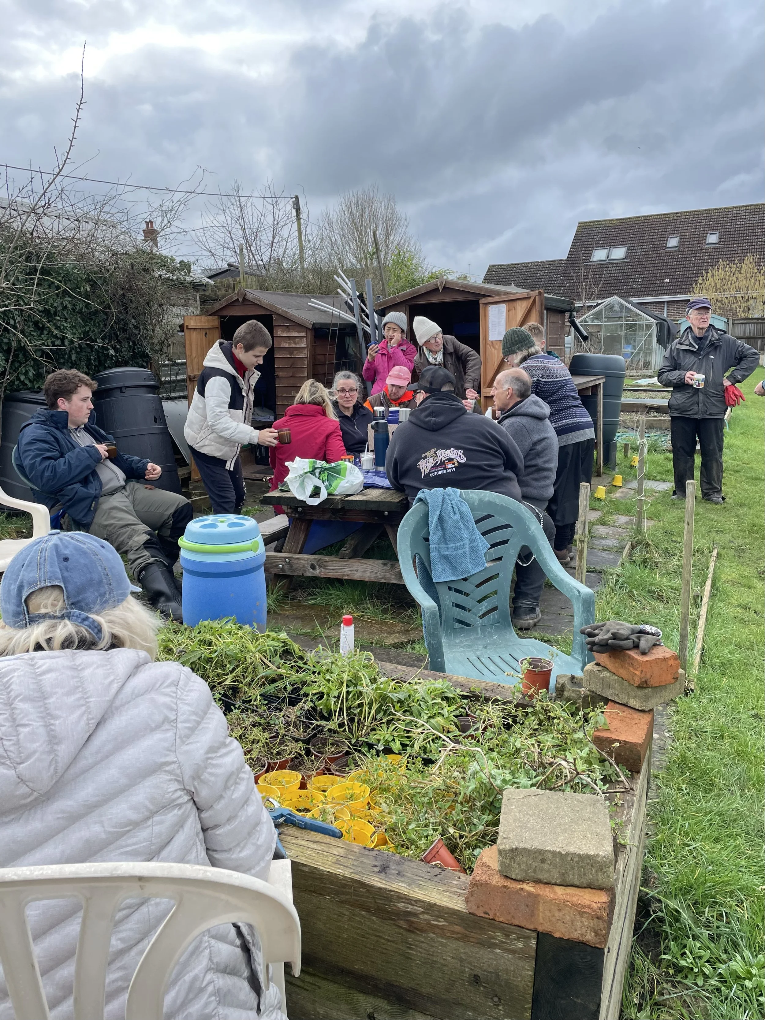 Digging it: The weekly adventures of Volunteer Conservation Teams!