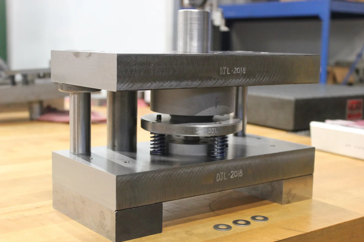 Compound Washer Die — Fiber and Facet