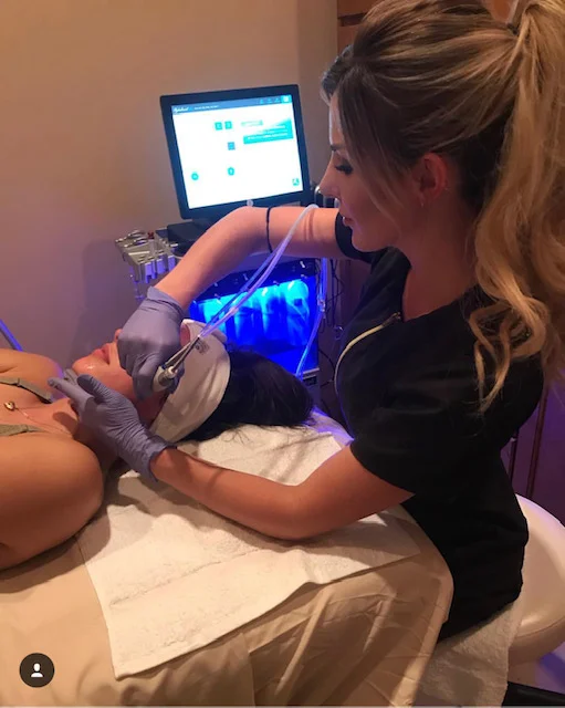 evolveskinbar.jpg