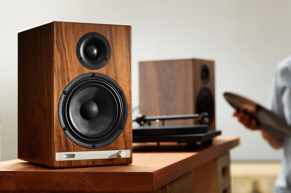 Audioengine offers several wireless powered speakers for ultra-minimal vinyl stereos.