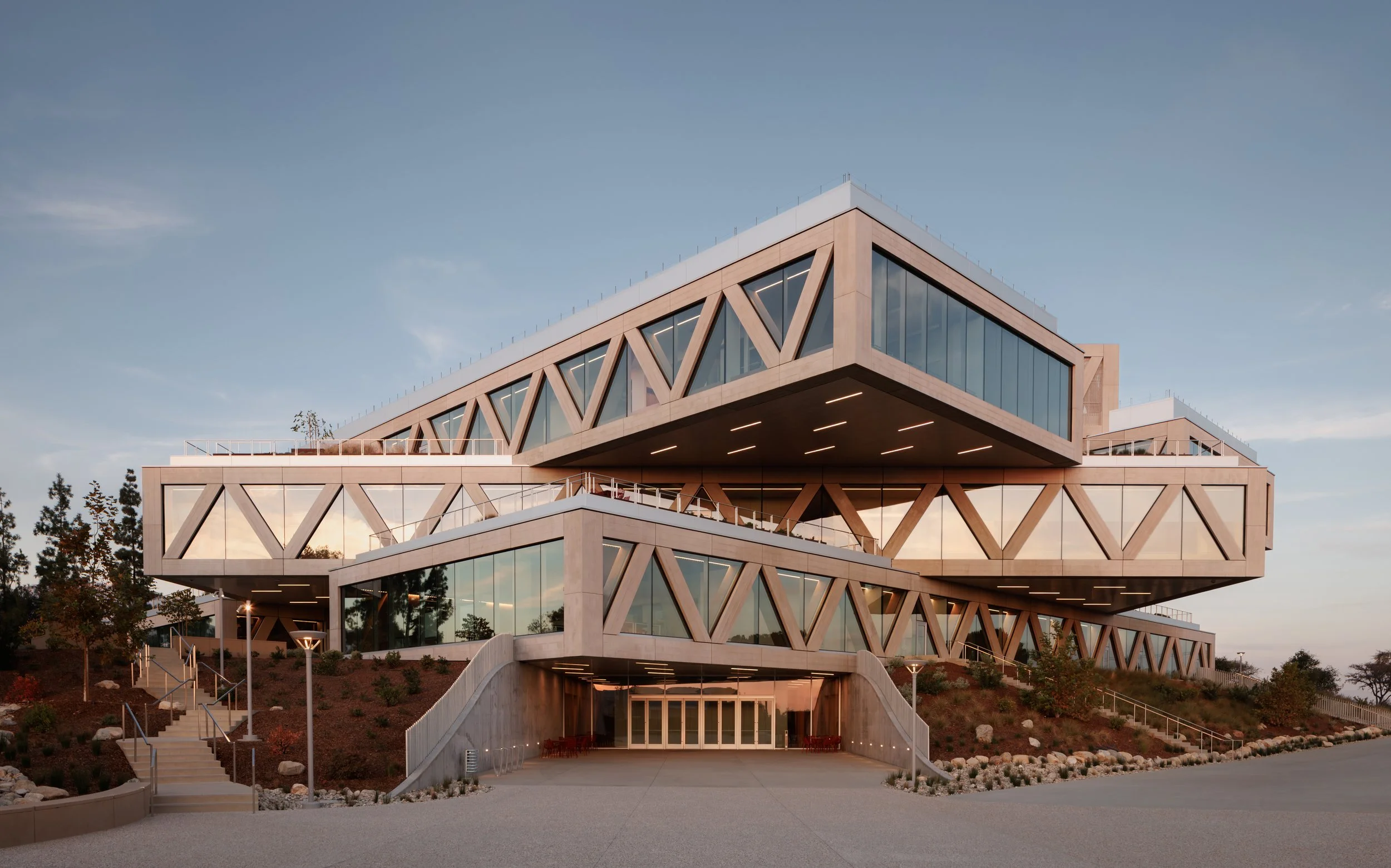 2025.12_LA.Claremont_Claremont McKenna BIG-8683-Edit.jpg