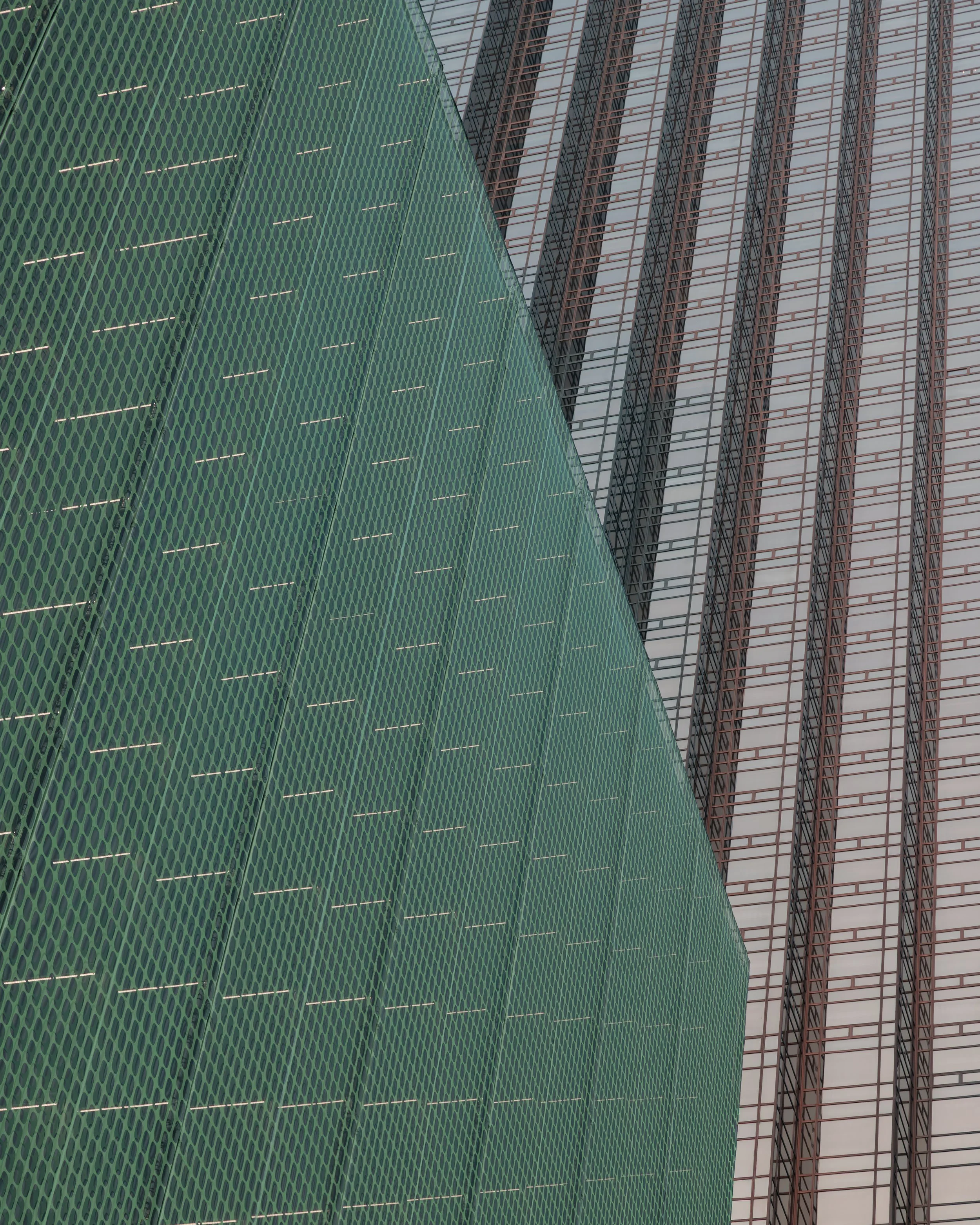 2026.07_NYC_Prada 5th Ave scaffolding-8129.jpg