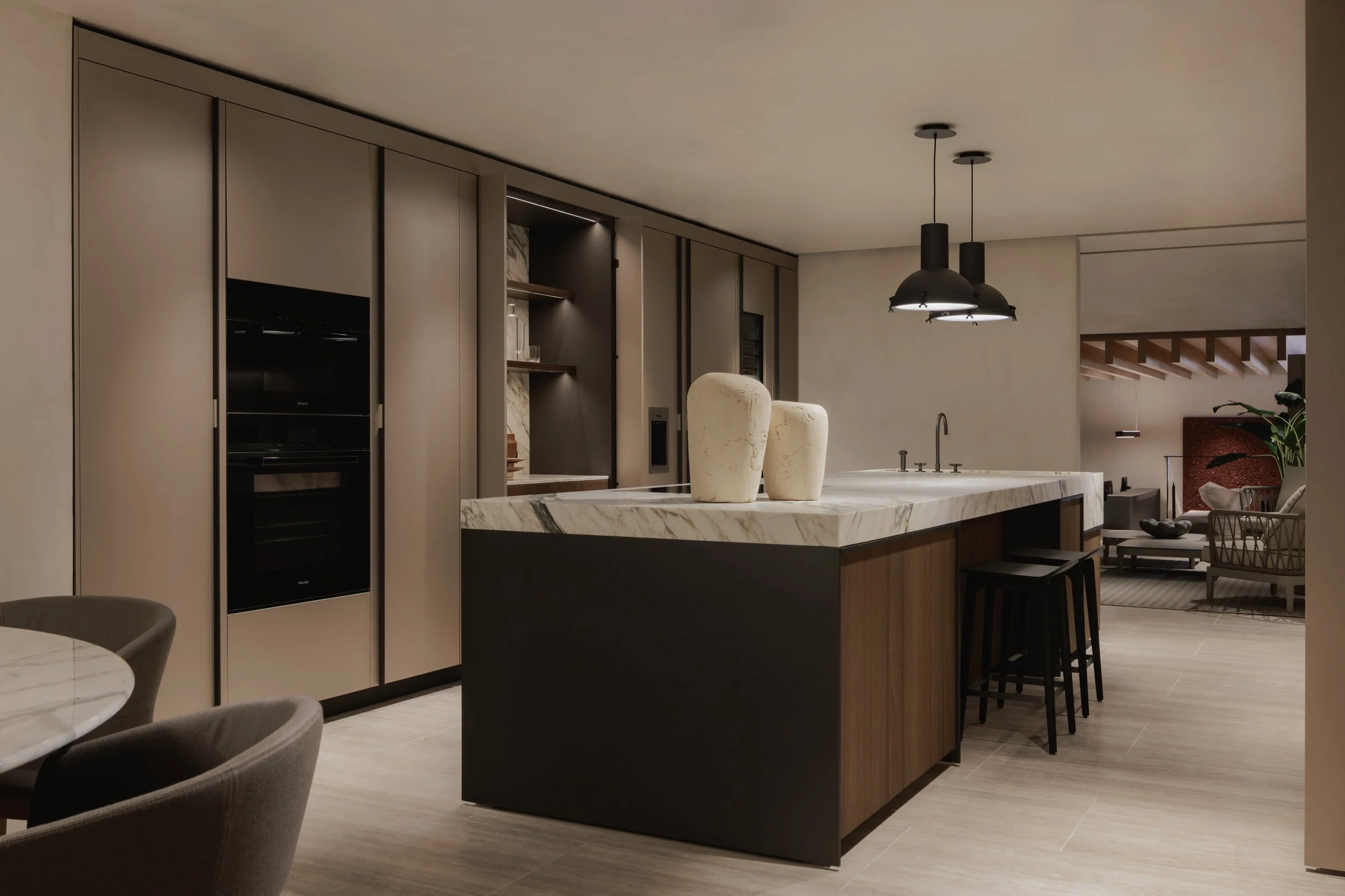 2026.06_CA.LA_Molteni LA-4028-Edit.jpg