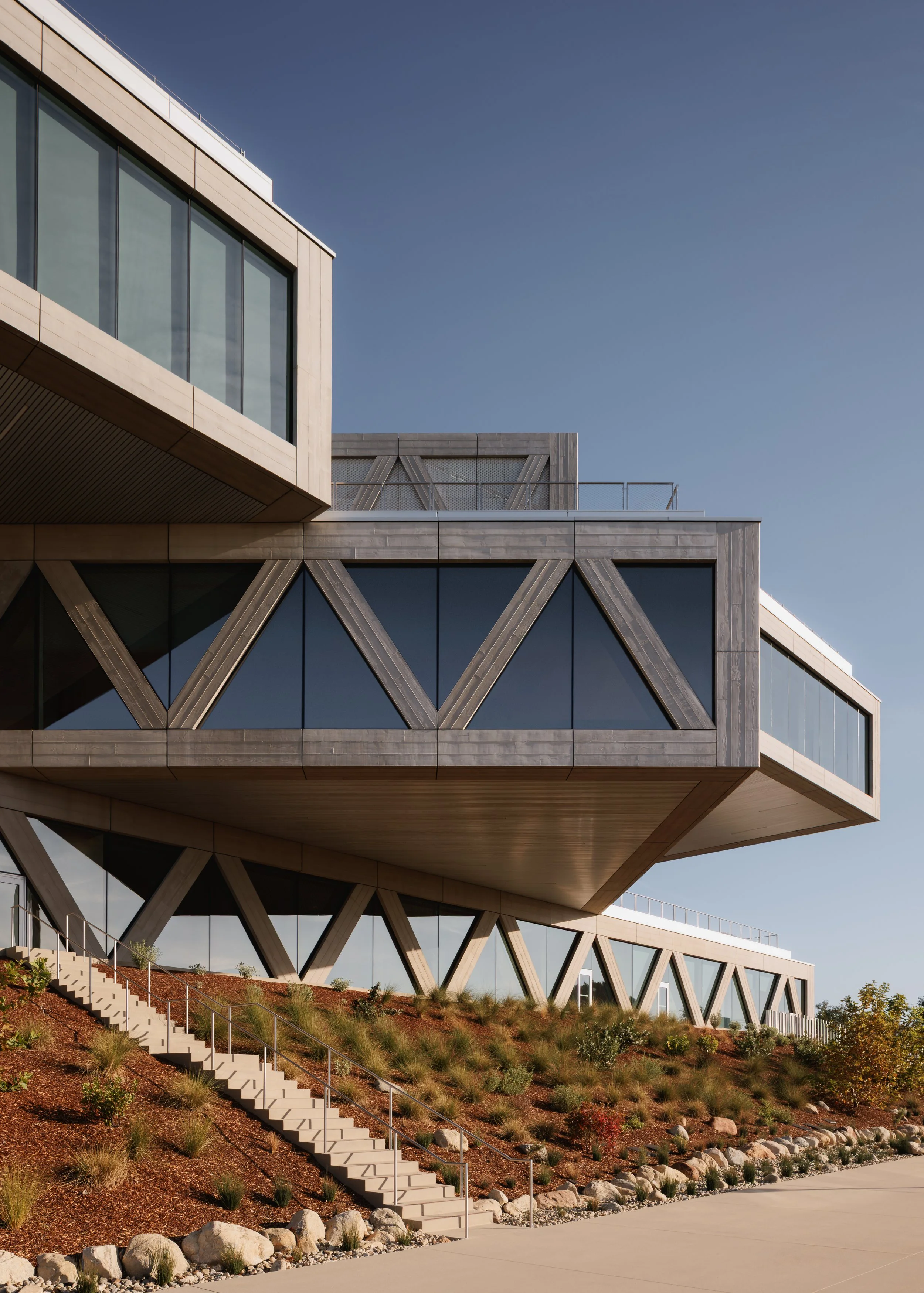 2025.12_LA.Claremont_Claremont McKenna BIG-8420-Edit.jpg