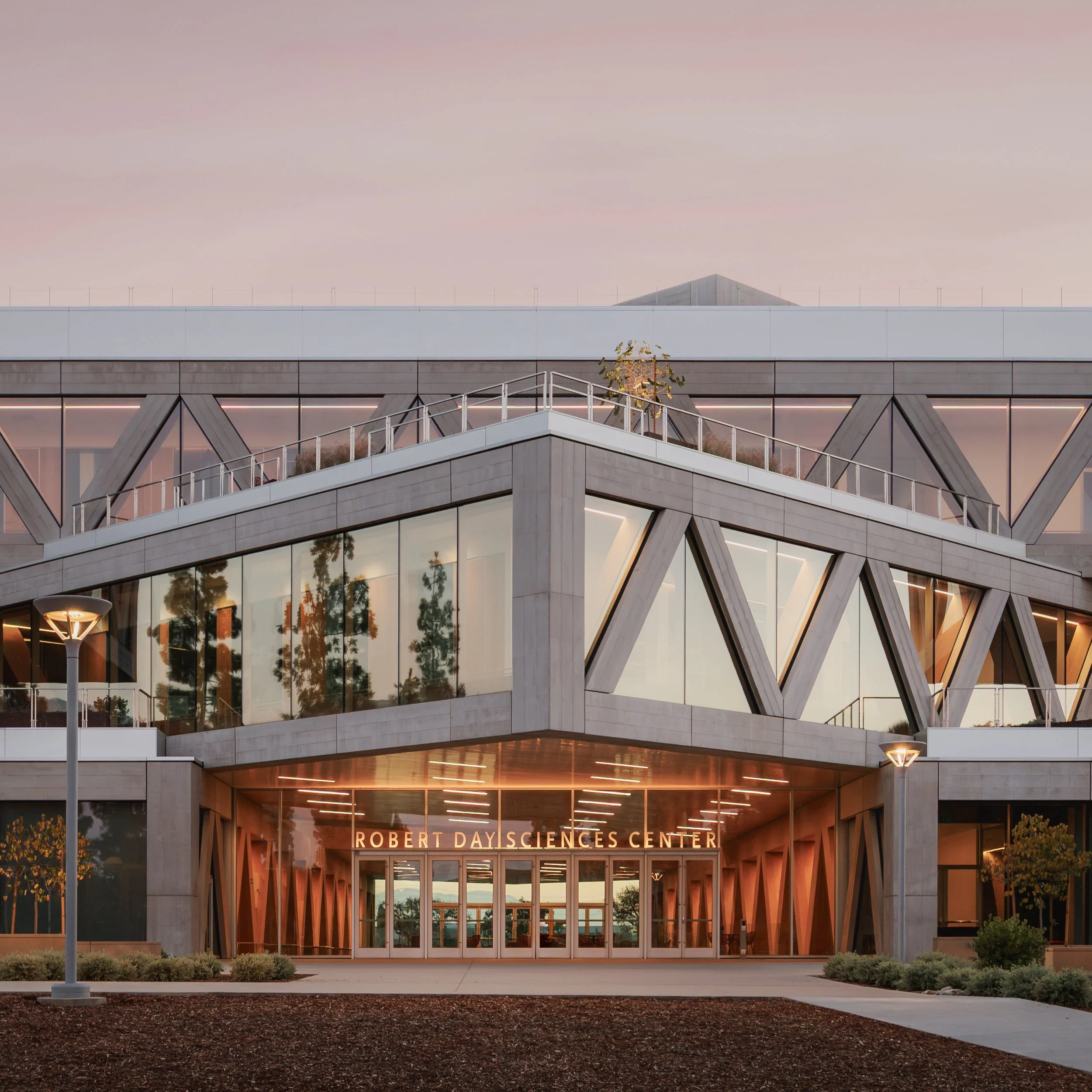 2025.12_LA.Claremont_Claremont McKenna BIG-8351-Edit-Edit-2.jpg