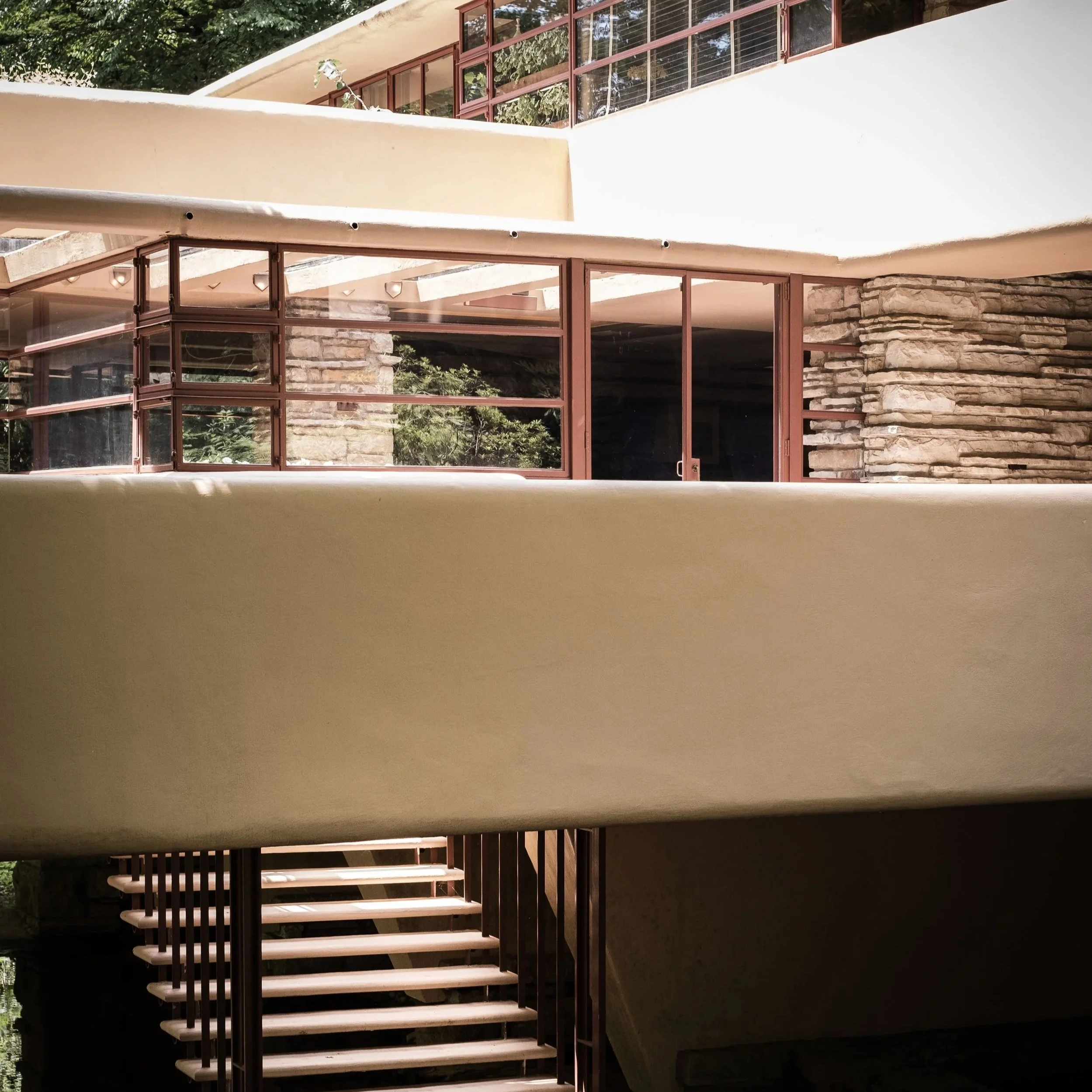 Fallingwater house. Frank Lloyd Wright